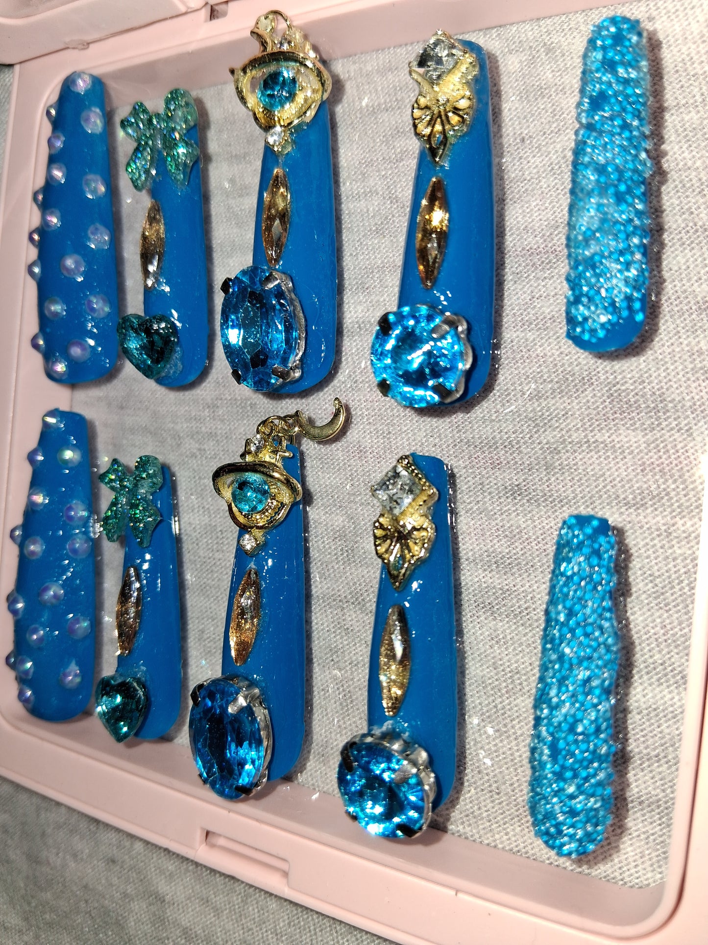 COCOMONEY NAILS CUSTOM 1 OF 1 GLUE ON PRESS ON COMES WITH FREE GIFTS #p63