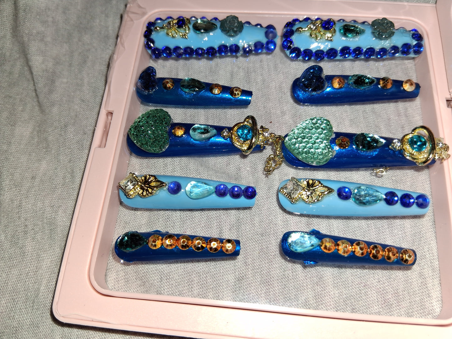 COCOMONEY NAILS CUSTOM 1 OF 1 GLUE ON PRESS ON COMES WITH FREE GIFTS #p2