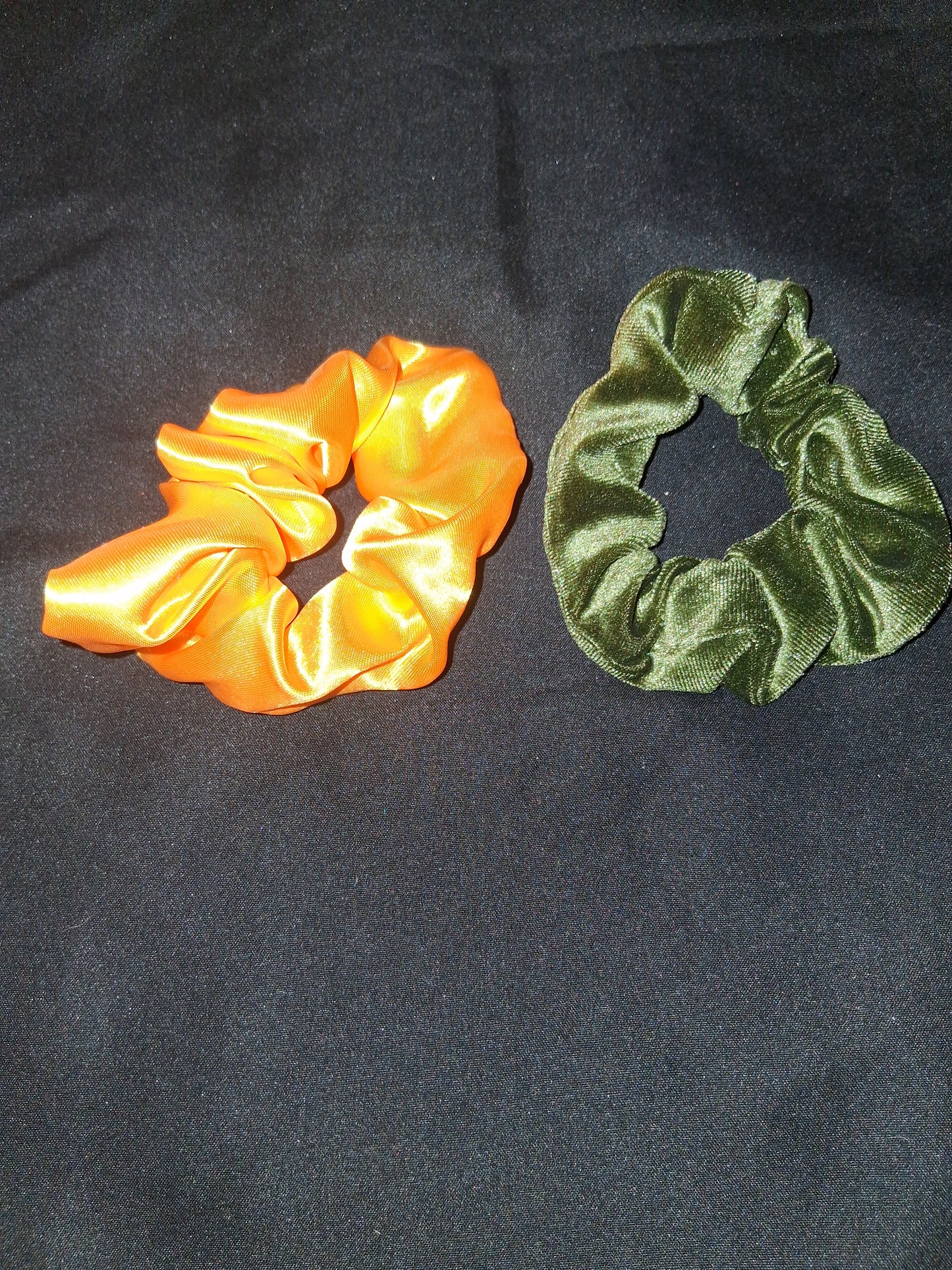 COCOMONEY HAIR SCRUNCHIES 2 PIECES SATIN OR VELVET