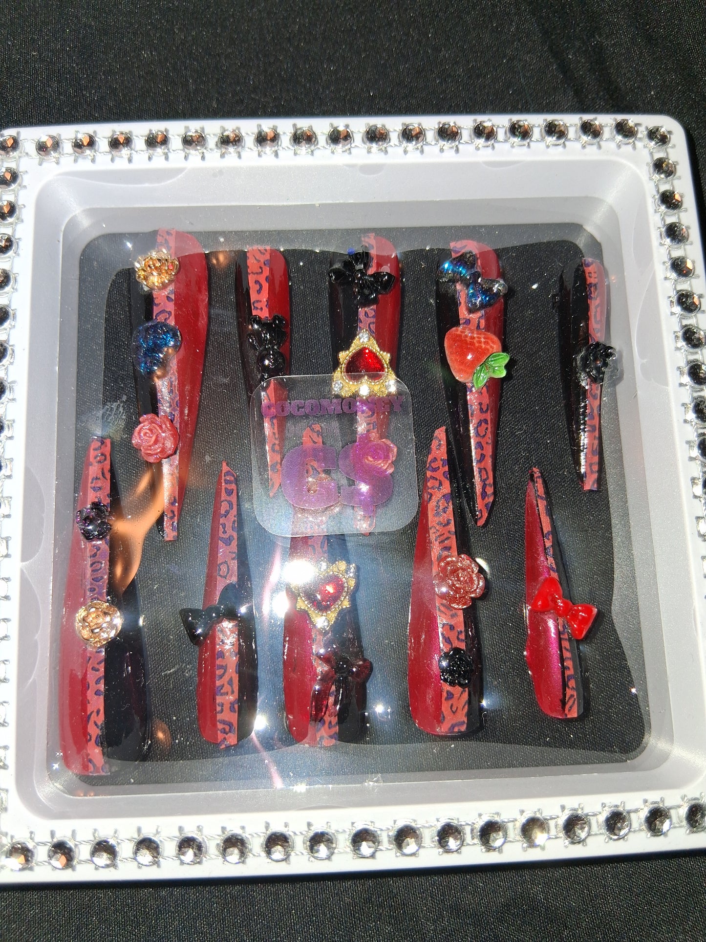 COCOMONEY NAILS CUSTOM 1 OF 1 GLUE ON PRESS ON COMES WITH FREE GIFTS #p39