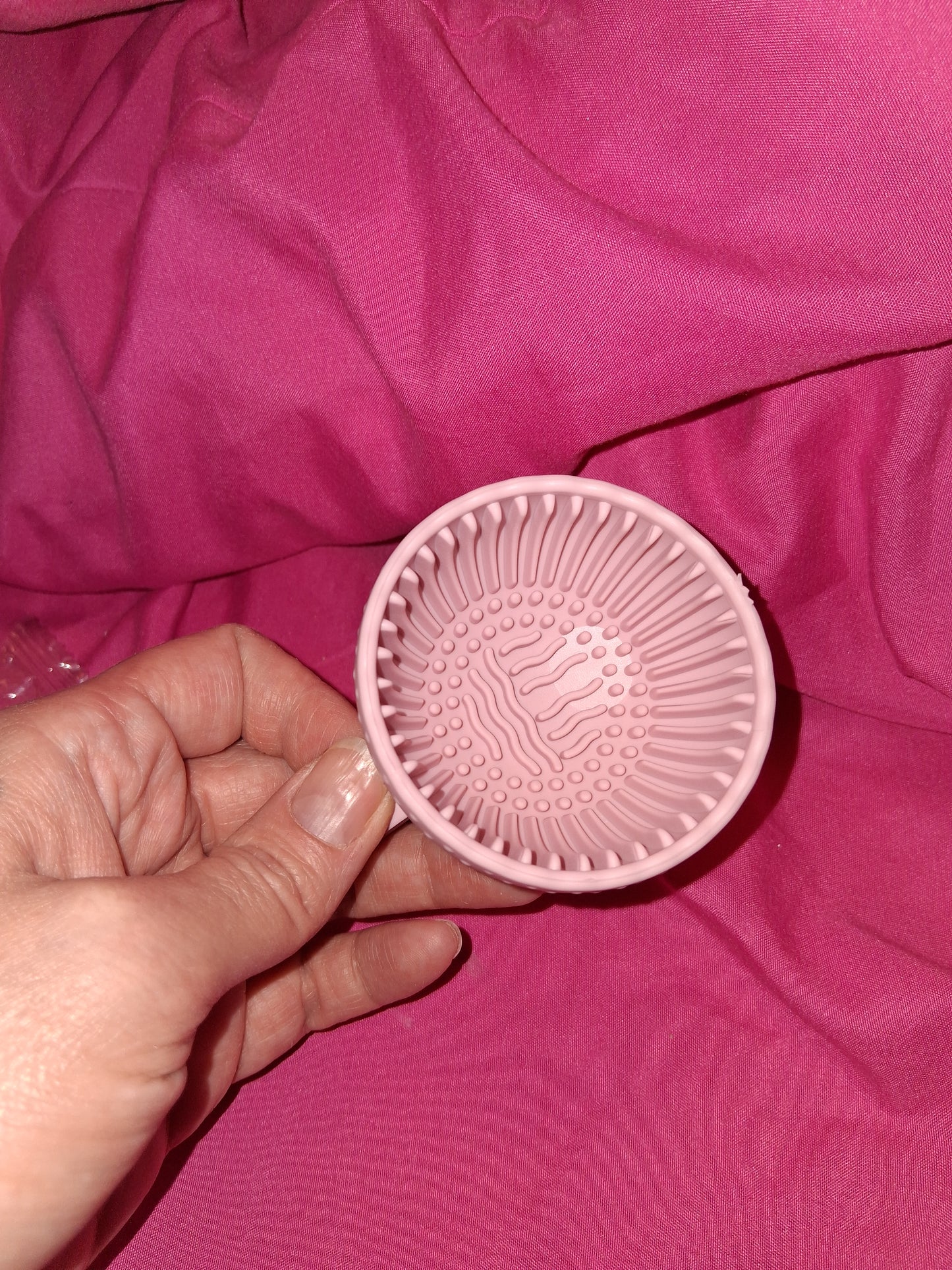COCOMONEY CLEANER FOR MAKEUP BRUSHES