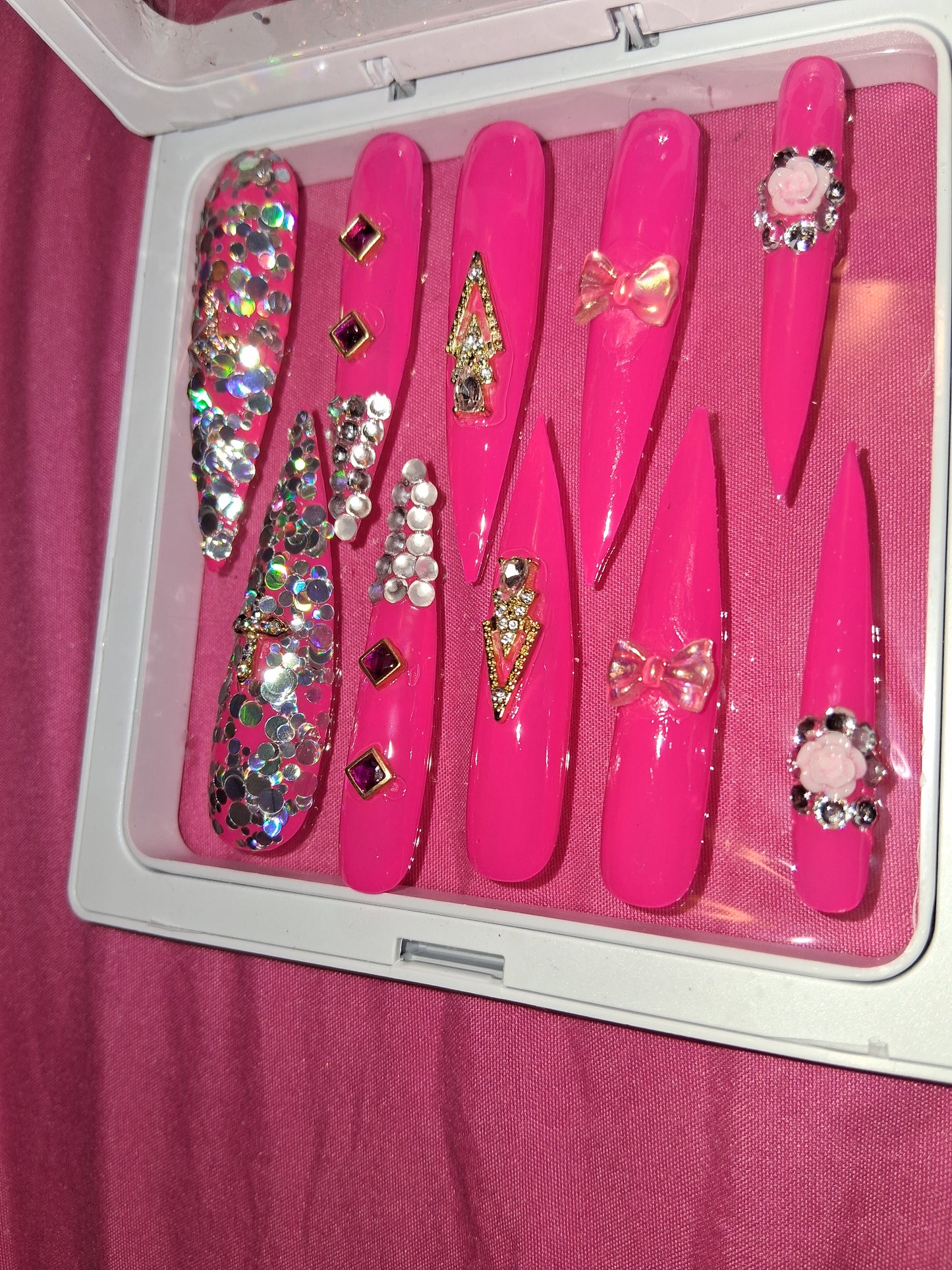 COCOMONEY NAILS CUSTOM 1 OF 1 GLUE ON PRESS ON COMES WITH FREE GIFTS #o6