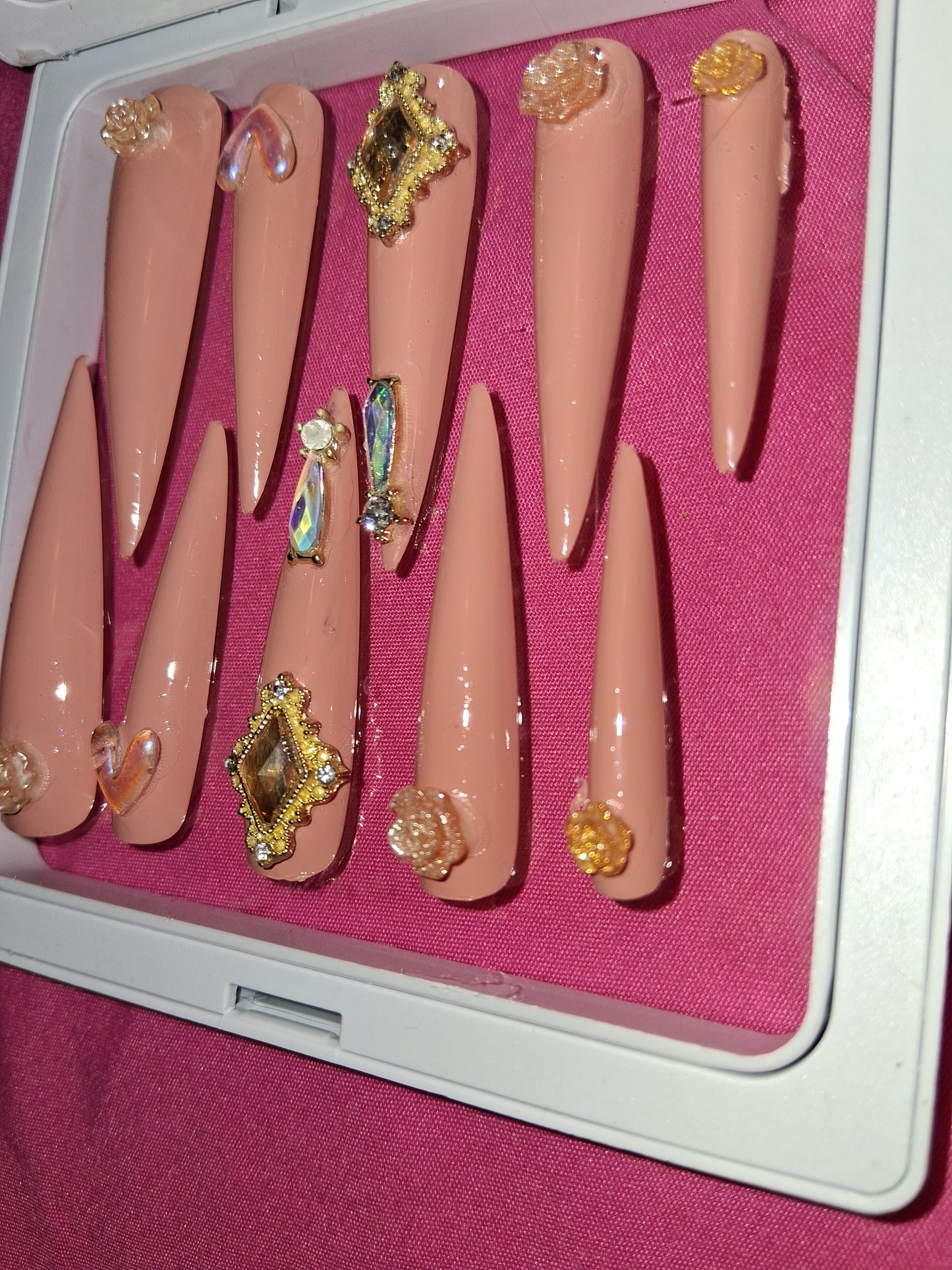 COCOMONEY NAILS CUSTOM 1 OF 1 GLUE ON PRESS ON COMES WITH FREE GIFTS #12