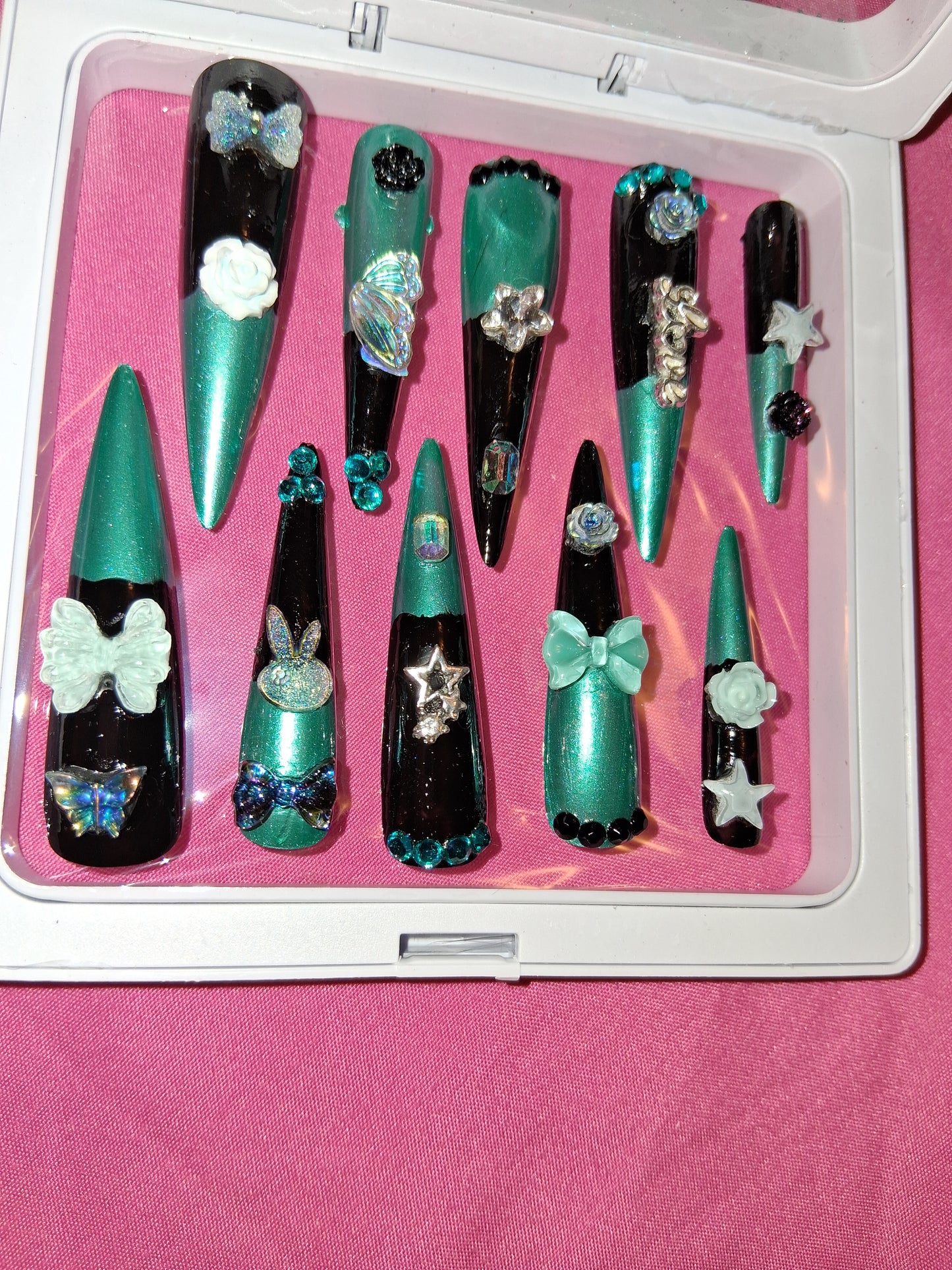 COCOMONEY NAILS CUSTOM 1 OF 1 GLUE ON PRESS ON COMES WITH FREE GIFTS #p20