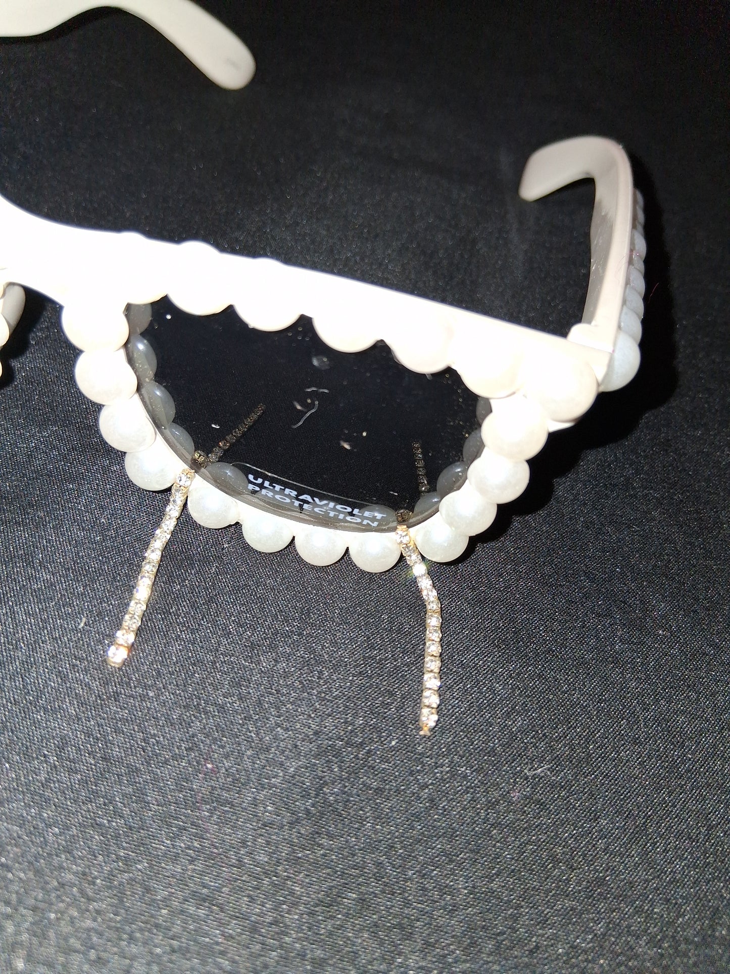 COCOMONEY GLASSES 1 OF A KIND CUSTOM SUN GLASSES PLASTIC πΆ comes with free gifts π