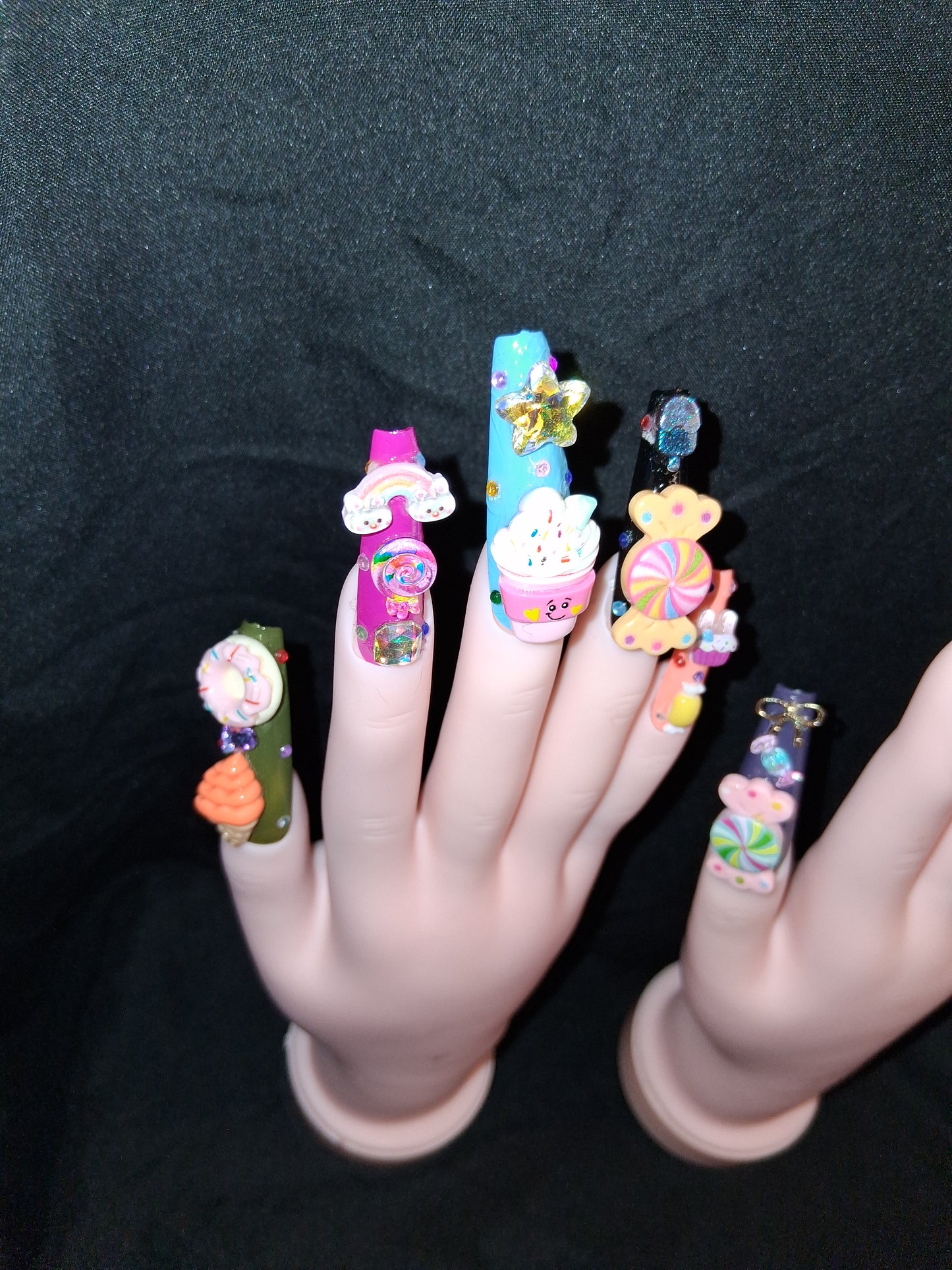 COCOMONEY NAILS CUSTOM 1 OF 1 GLUE ON PRESS ON COMES WITH FREE GIFTS #o86