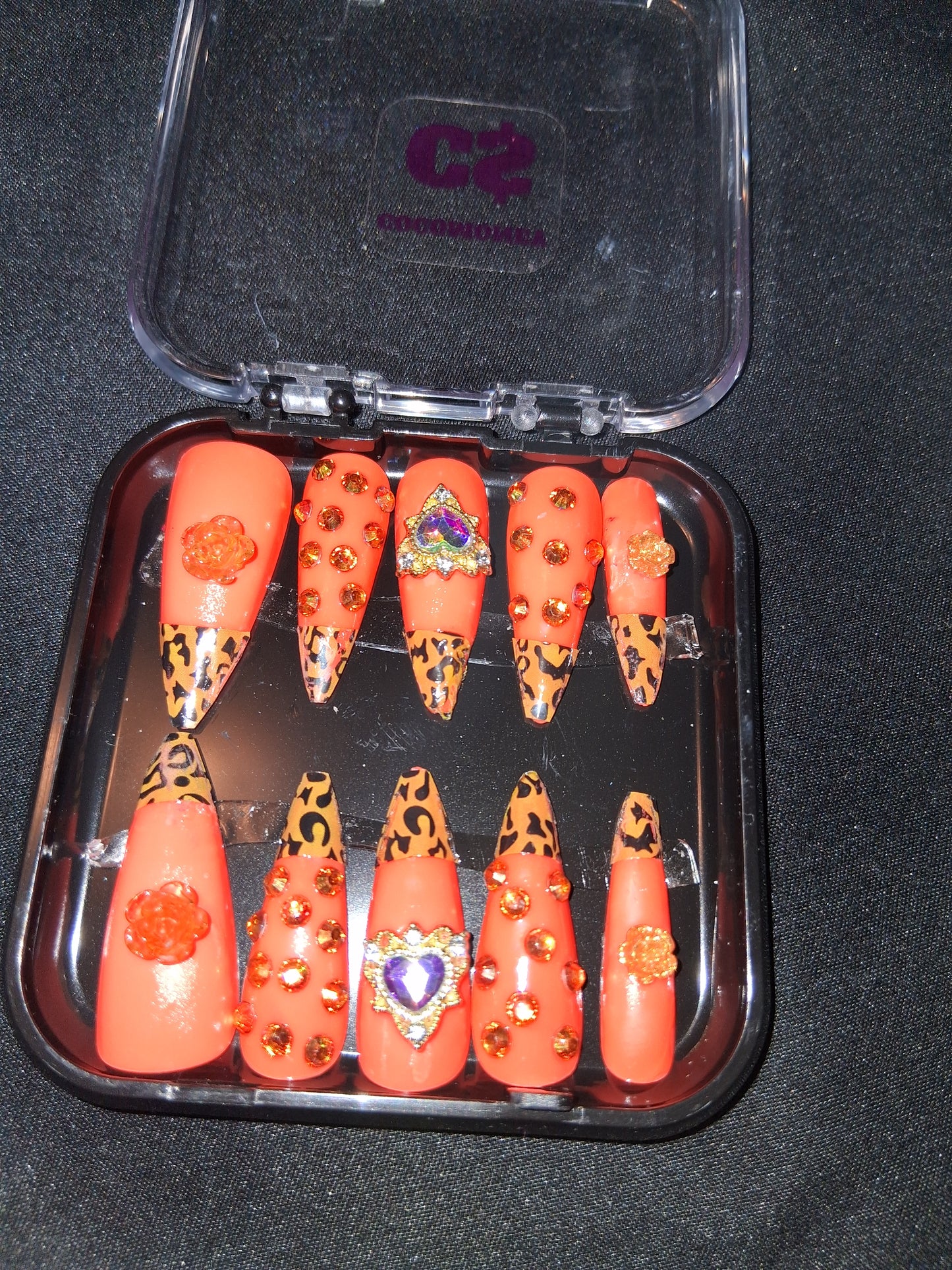 COCOMONEY NAILS CUSTOM 1 OF A KIND PIECES ACRYLIC COMES WITH FREE GIFTS