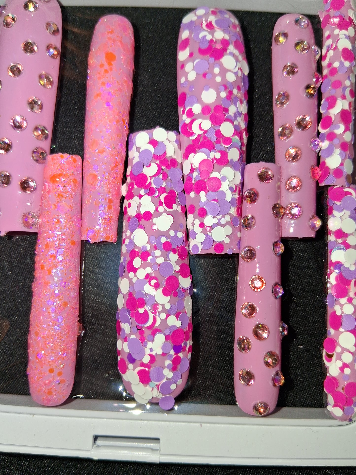 COCOMONEY NAILS CUSTOM 1 OF 1 GLUE ON PRESS ON COMES WITH FREE GIFTS #p68