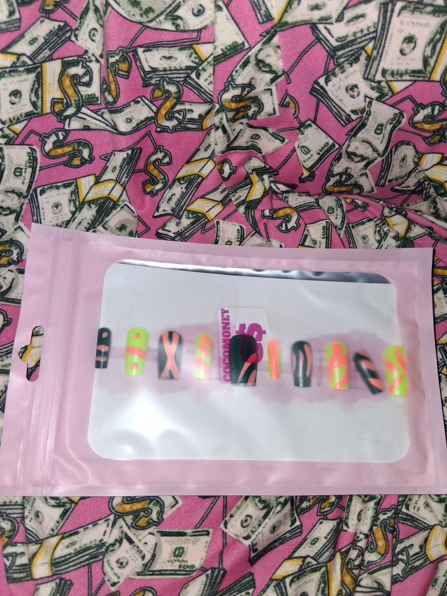 COCOMONEY NAILS CUSTOM 1 OF 1 GLUE ON PRESS ON COMES WITH FREE GIFTS #g16