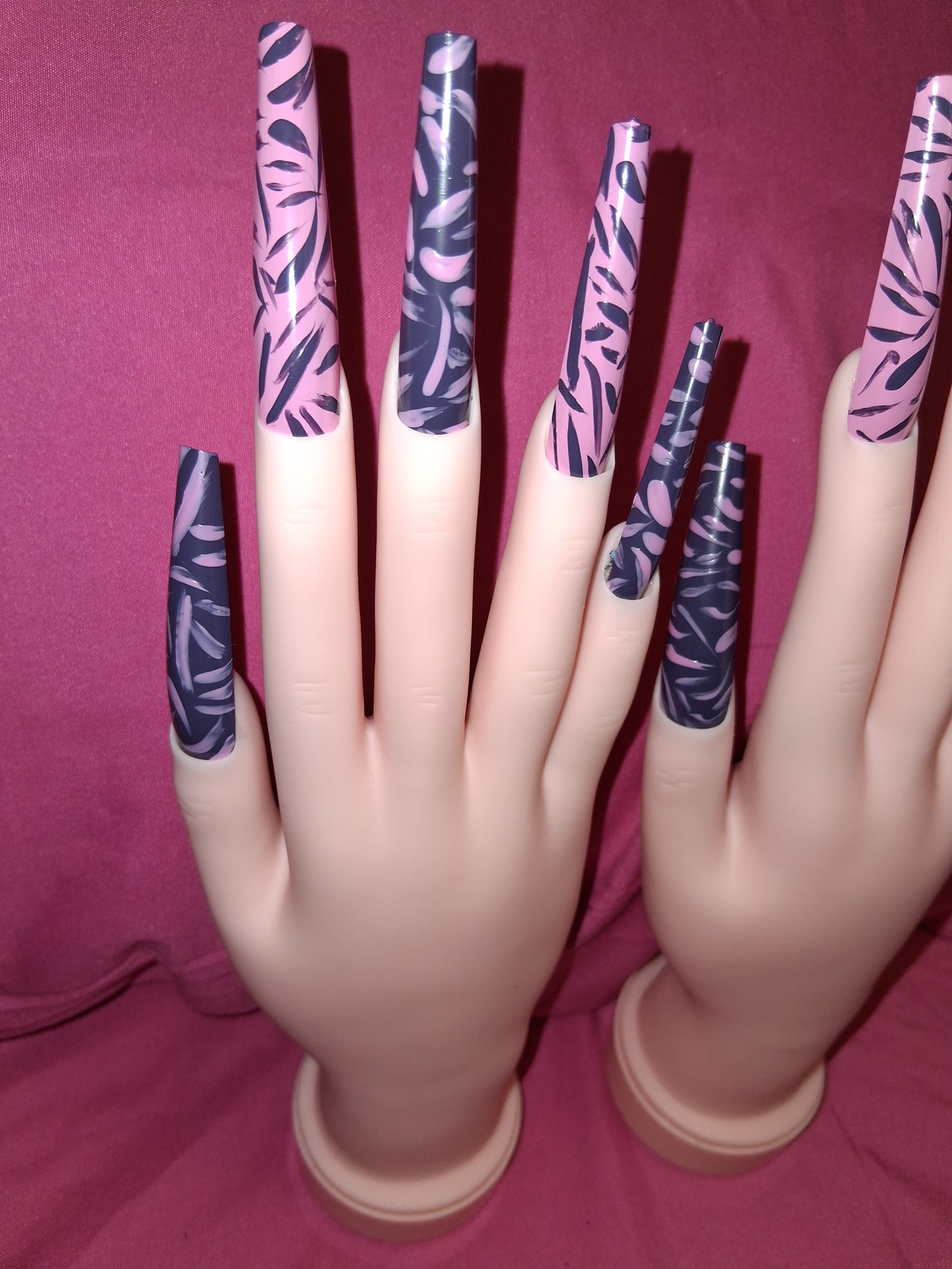 COCOMONEY NAILS CUSTOM 1 OF 1 GLUE ON PRESS ON COMES WITH FREE GIFTS #o6
