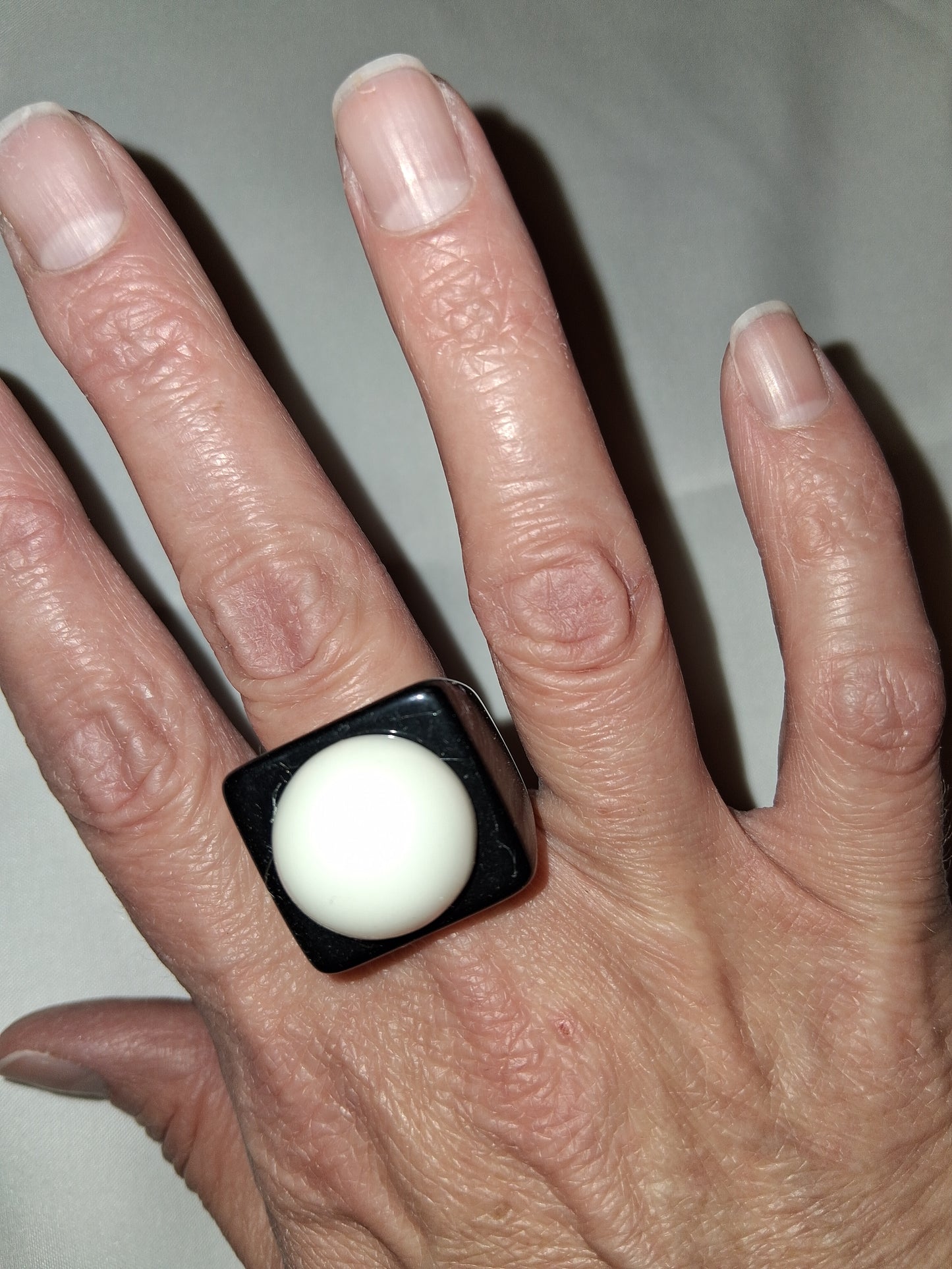 COCOMONEY ring costume jewelry size 9