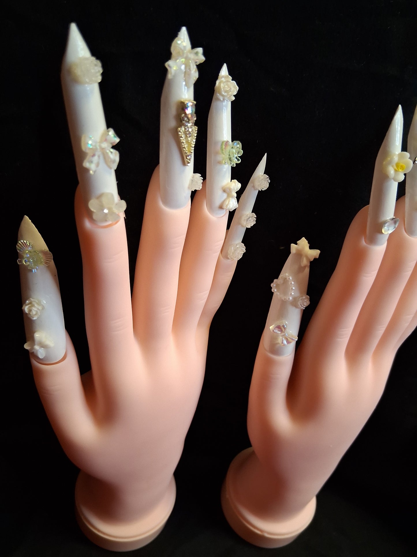 COCOMONEY NAILS CUSTOM 1 OF 1 GLUE ON PRESS ON COMES WITH FREE GIFTS #o81