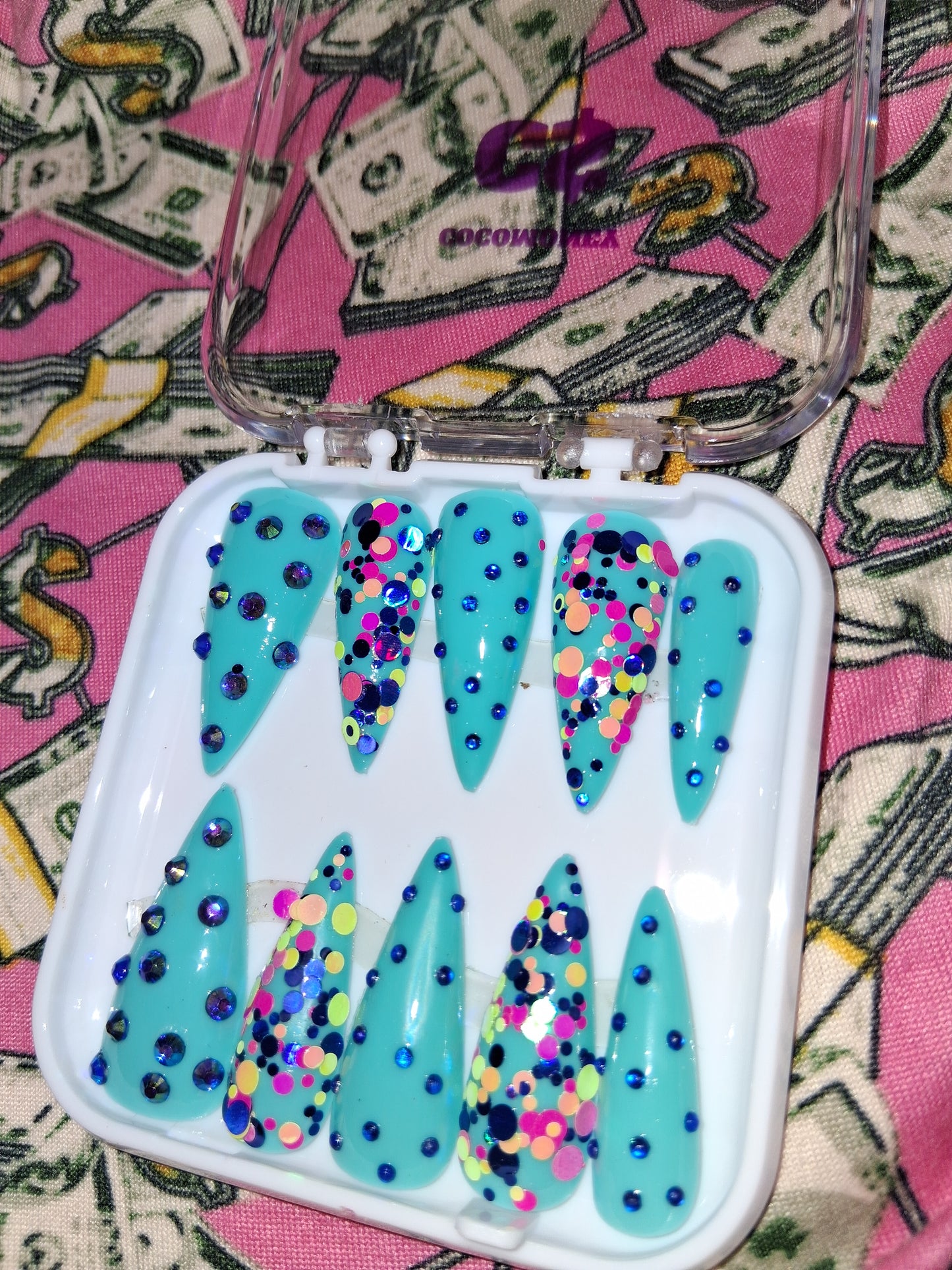 COCOMONEY NAILS CUSTOM 1 OF 1 GLUE ON PRESS ON COMES WITH FREE GIFTS #b89
