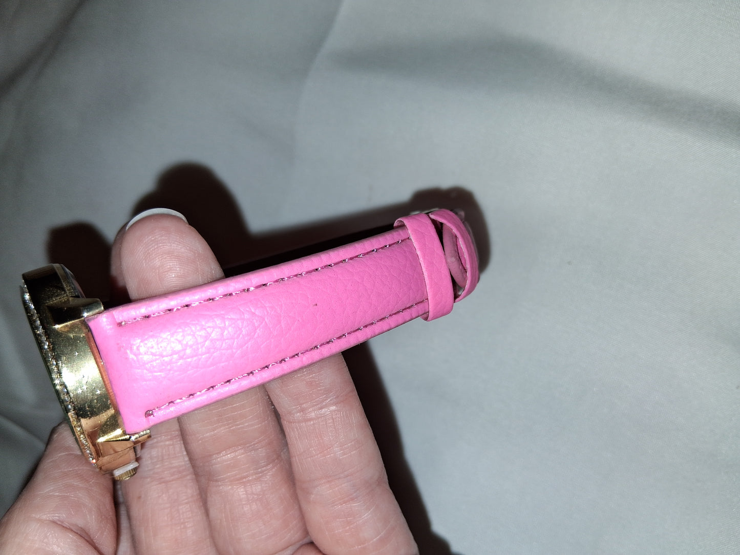 Womens watch pink with stones only 1 COCOMONEY