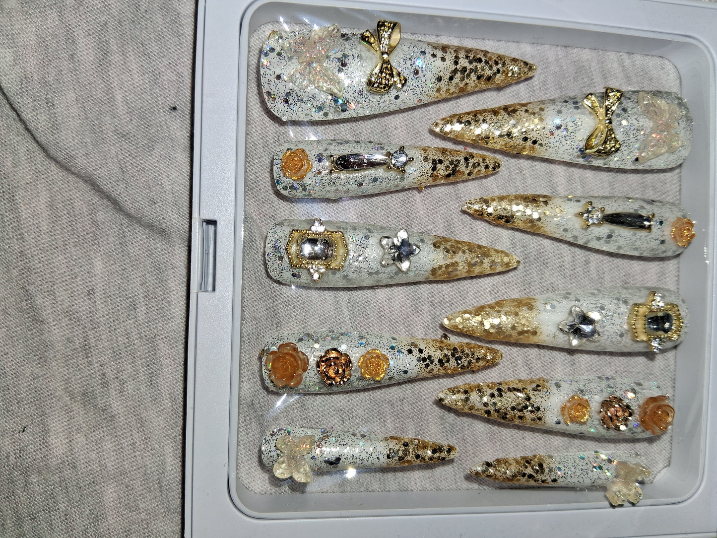COCOMONEY NAILS CUSTOM 1 OF 1 GLUE ON PRESS ON COMES WITH FREE GIFTS #p37