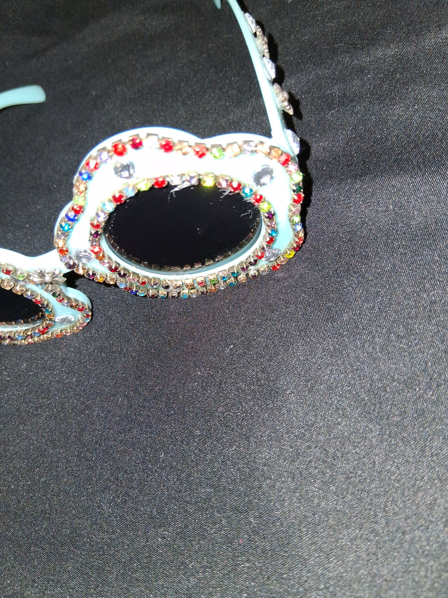 COCOMONEY GLASSES 1 OF A KIND CUSTOM SUN GLASSES PLASTIC πΆ comes with free gifts π
