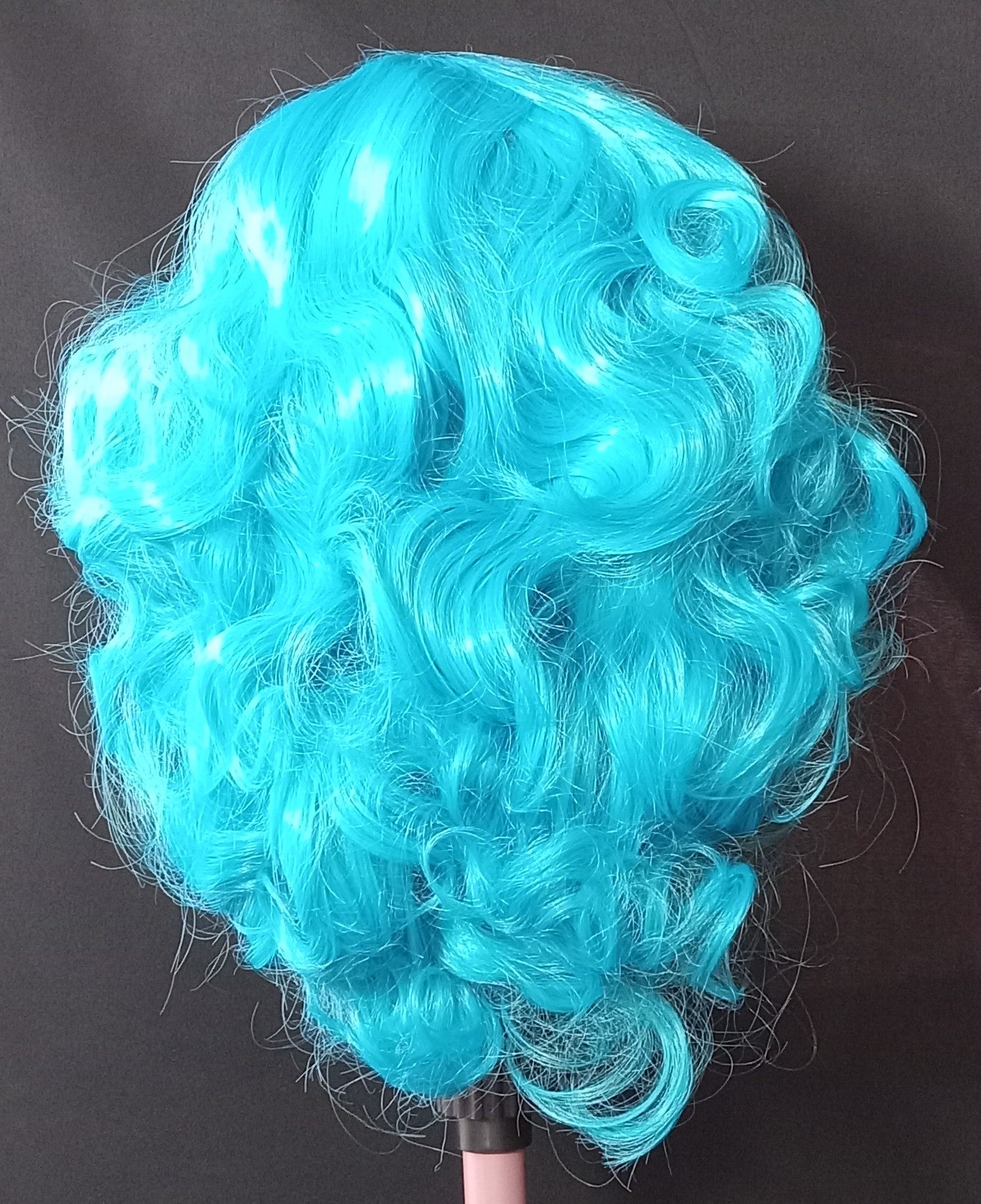 COCOMONEY WIG LIGHT BLUE TURQUOISE SHOULDER LENGTH FABULOUS