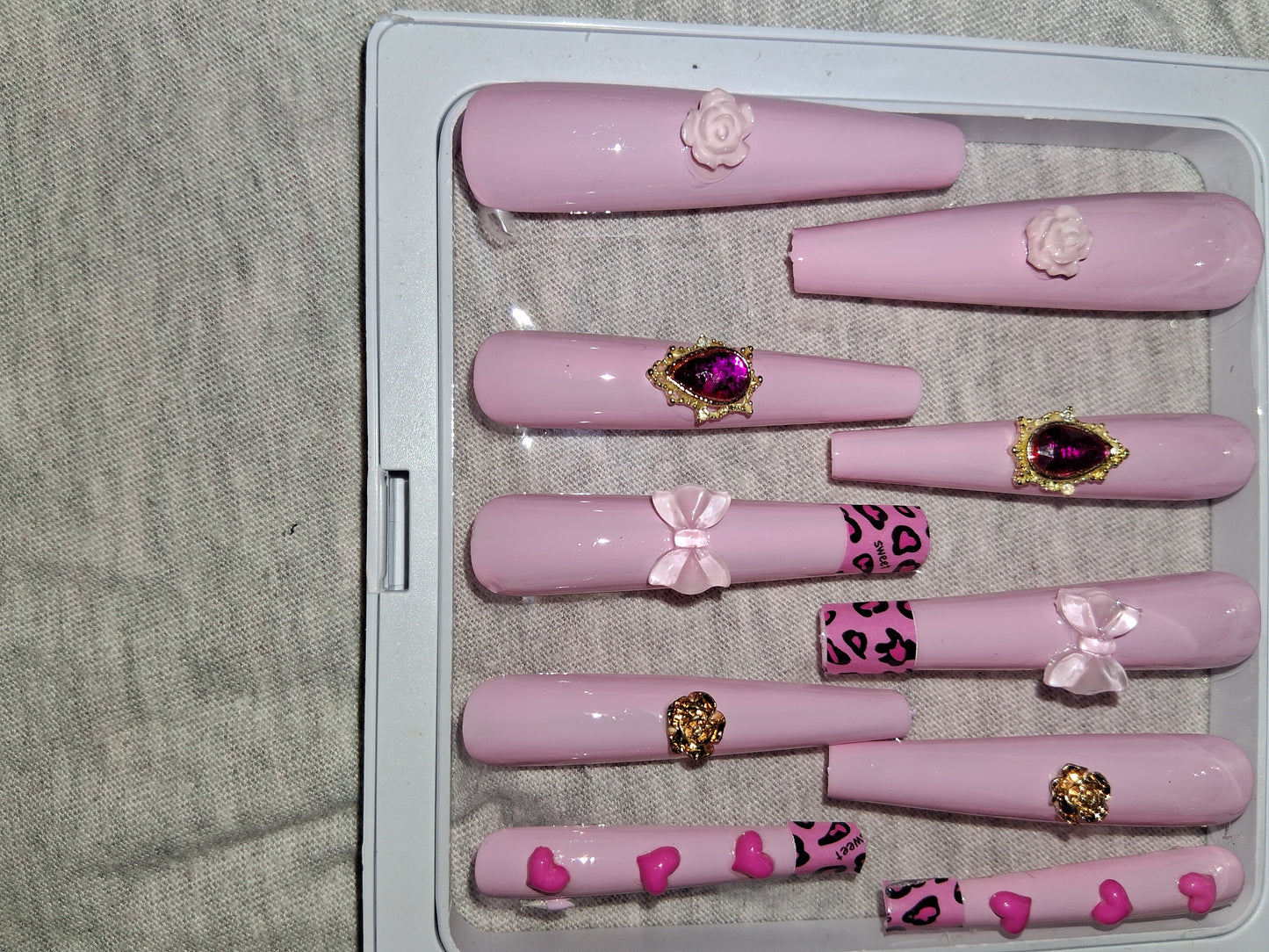 COCOMONEY NAILS CUSTOM 1 OF 1 GLUE ON PRESS ON COMES WITH FREE GIFTS #p62