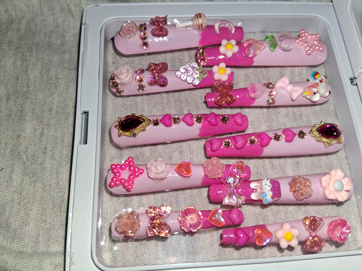 COCOMONEY NAILS CUSTOM 1 OF 1 GLUE ON PRESS ON COMES WITH FREE GIFTS #p60