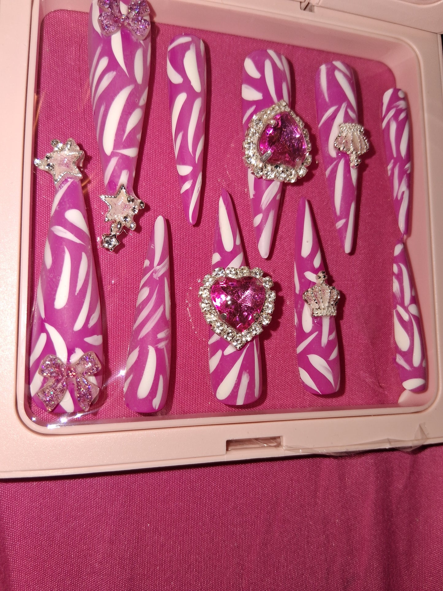 COCOMONEY NAILS CUSTOM 1 OF 1 GLUE ON PRESS ON COMES WITH FREE GIFTS #o45