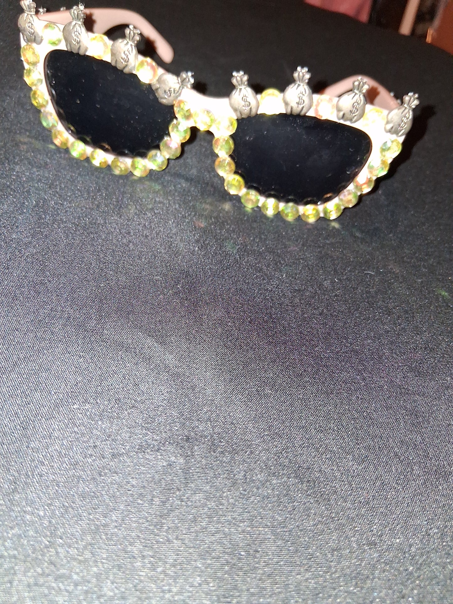 COCOMONEY GLASSES 1 OF A KIND CUSTOM SUN GLASSES PLASTIC πΆ comes with free gifts π