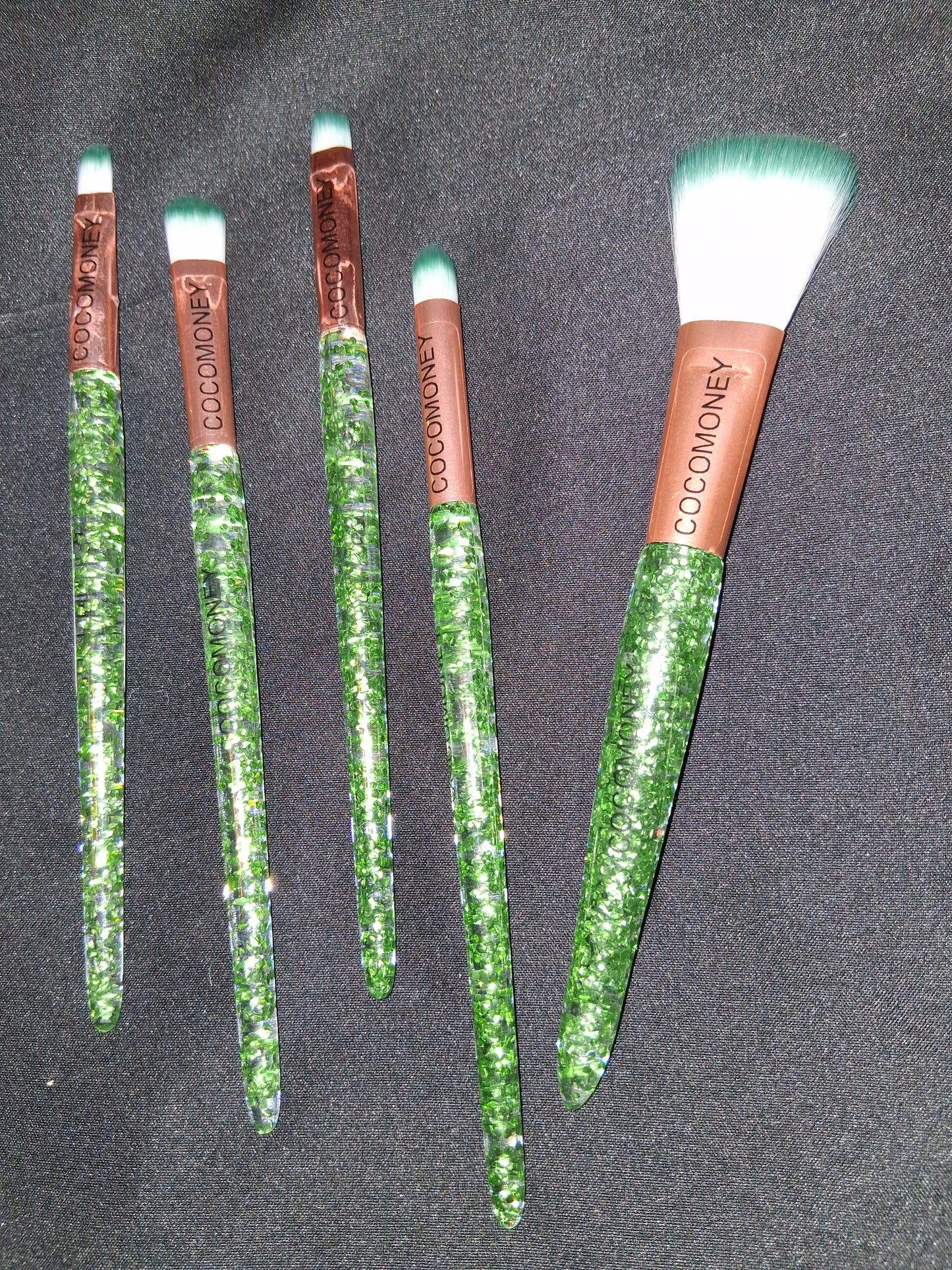 COCOMONEY MAKEUP BRUSH SET 5PC green with free gift 🎁