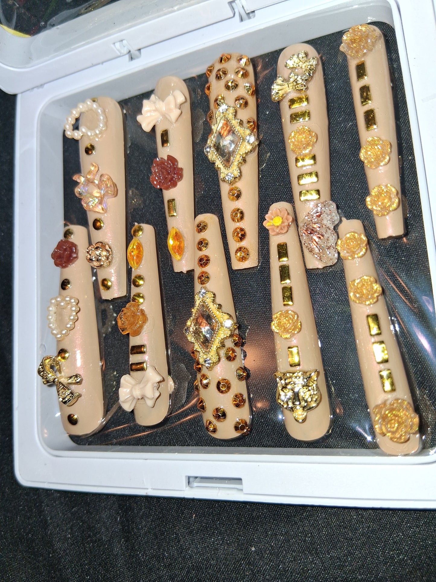 COCOMONEY NAILS CUSTOM 1 OF 1 GLUE ON PRESS ON COMES WITH FREE GIFTS #p5