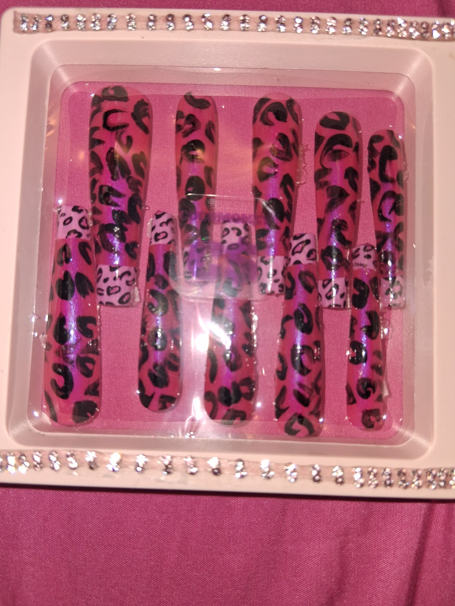 COCOMONEY NAILS CUSTOM 1 OF 1 GLUE ON PRESS ON COMES WITH FREE GIFTS #o43