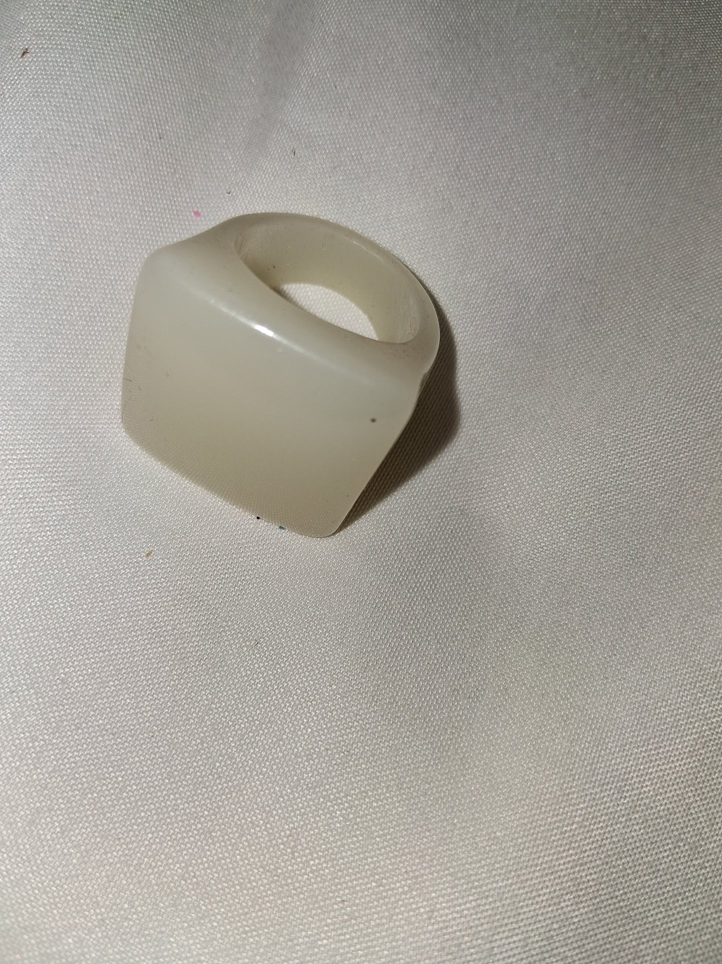 White costume ring COCOMONEY resin