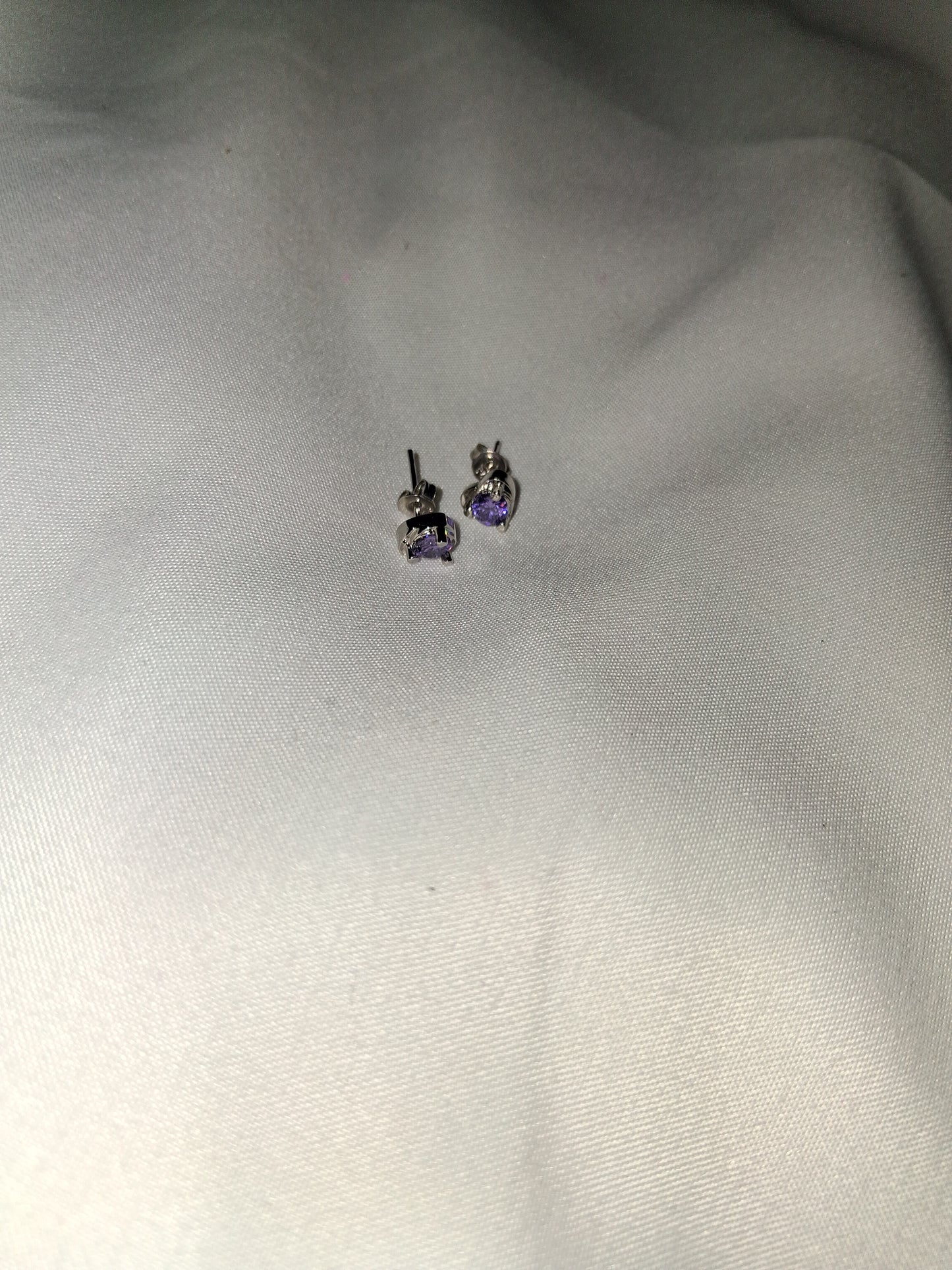 Purple costume earrings hearts COCOMONEY