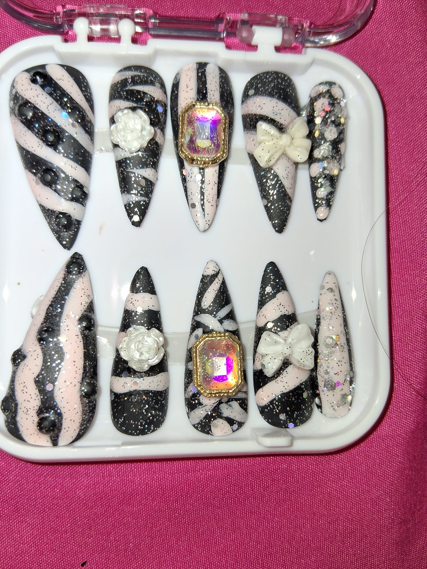 COCOMONEY NAILS CUSTOM 1 OF 1 GLUE ON PRESS ON COMES WITH FREE GIFTS #b80