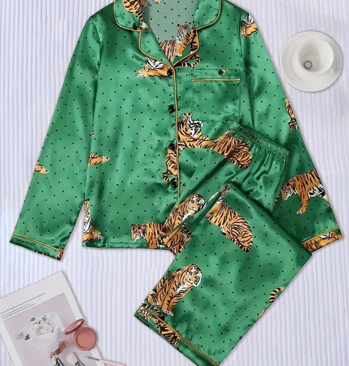 2 PIECE PAJAMAS TIGER PRINT GREEN