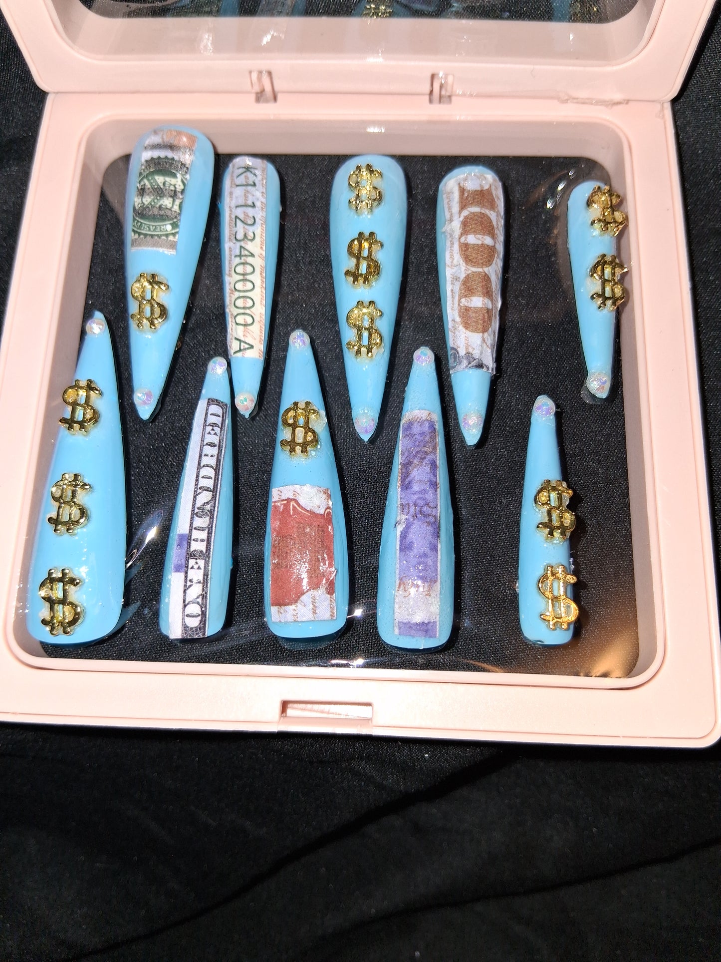 COCOMONEY NAILS CUSTOM 1 OF 1 GLUE ON PRESS ON COMES WITH FREE GIFTS #o63