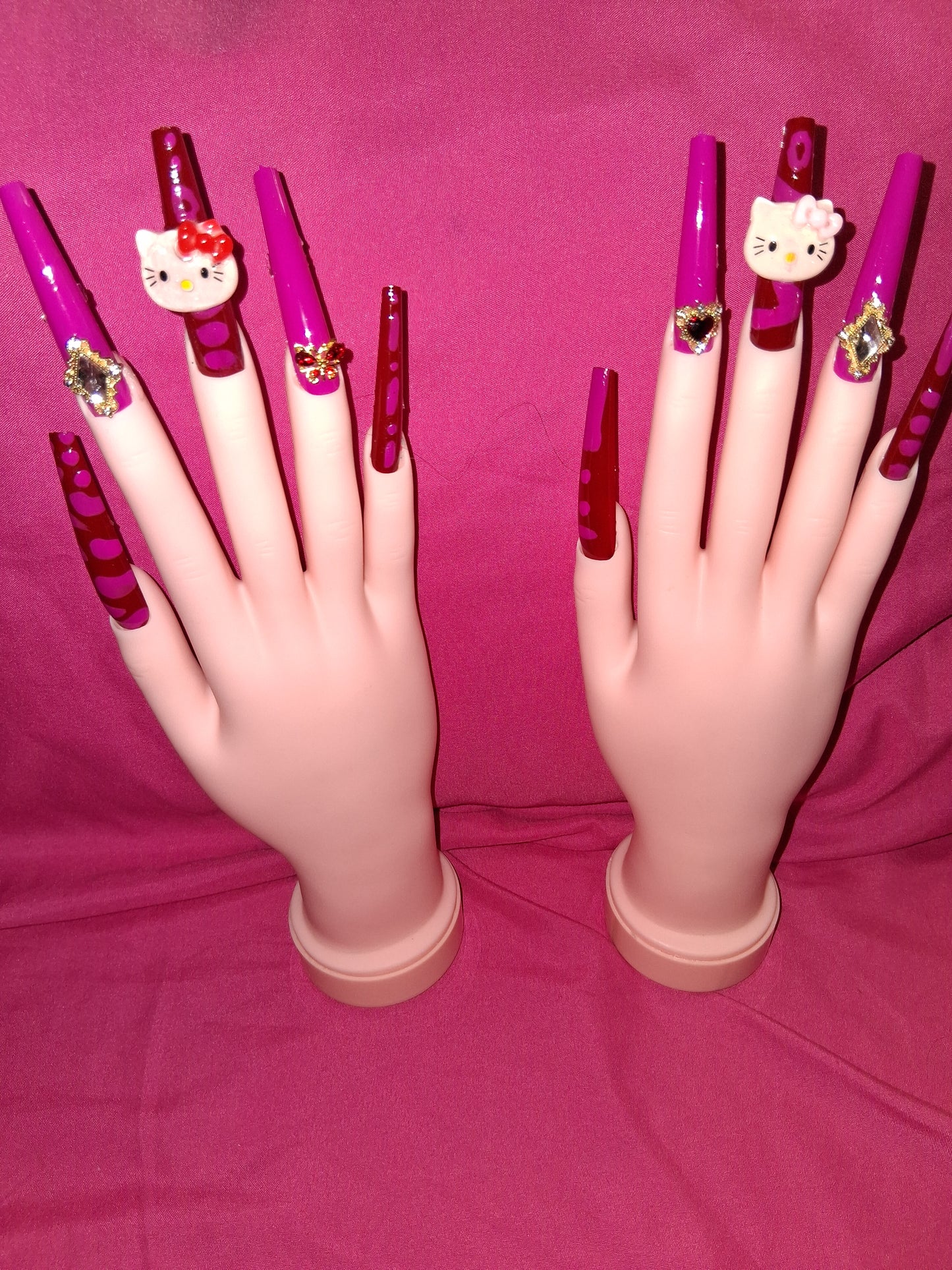 COCOMONEY NAILS CUSTOM 1 OF 1 GLUE ON PRESS ON COMES WITH FREE GIFTS #o15