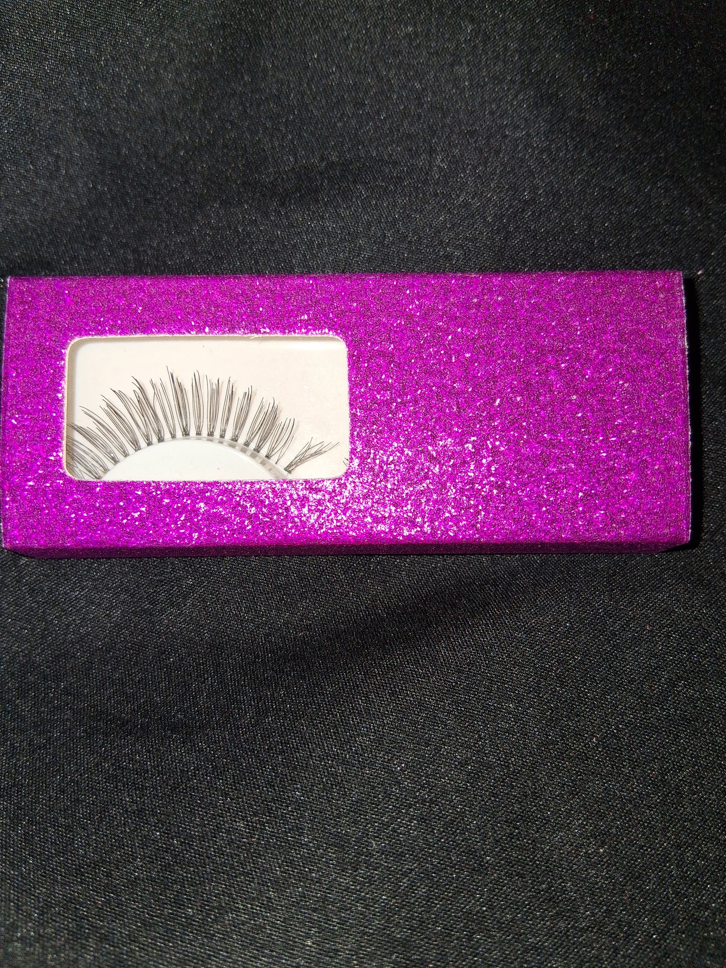 COCOMONEY LASHES RANDOM SIZE 1 set
