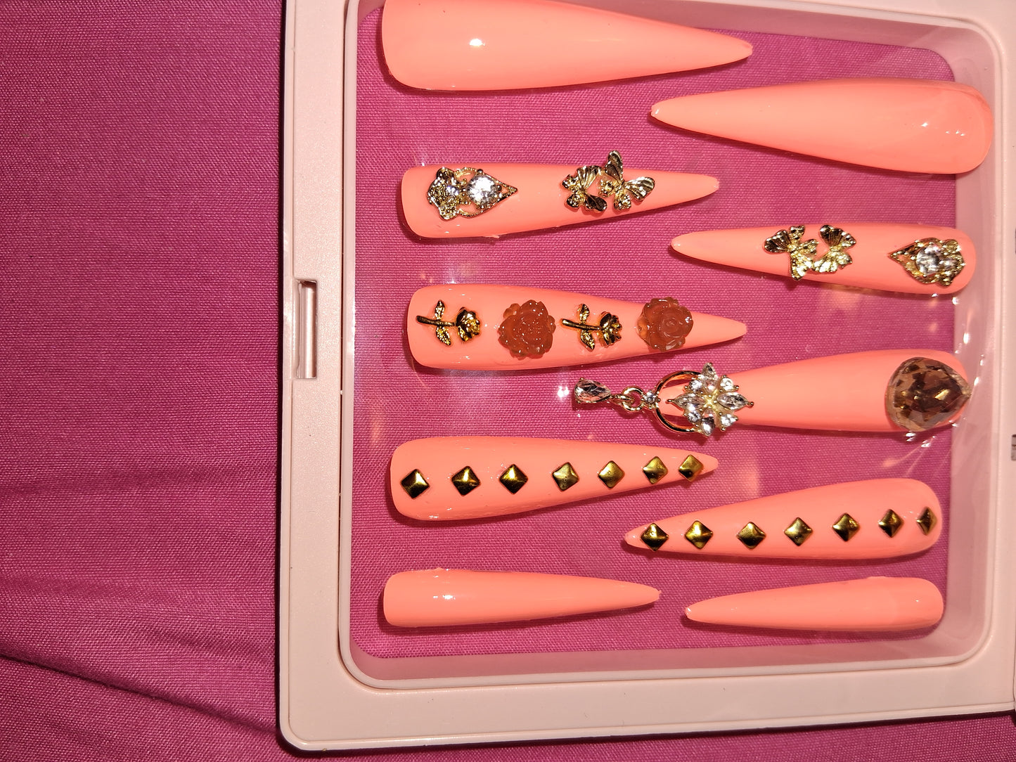 COCOMONEY NAILS CUSTOM 1 OF 1 GLUE ON PRESS ON COMES WITH FREE GIFTS #o14