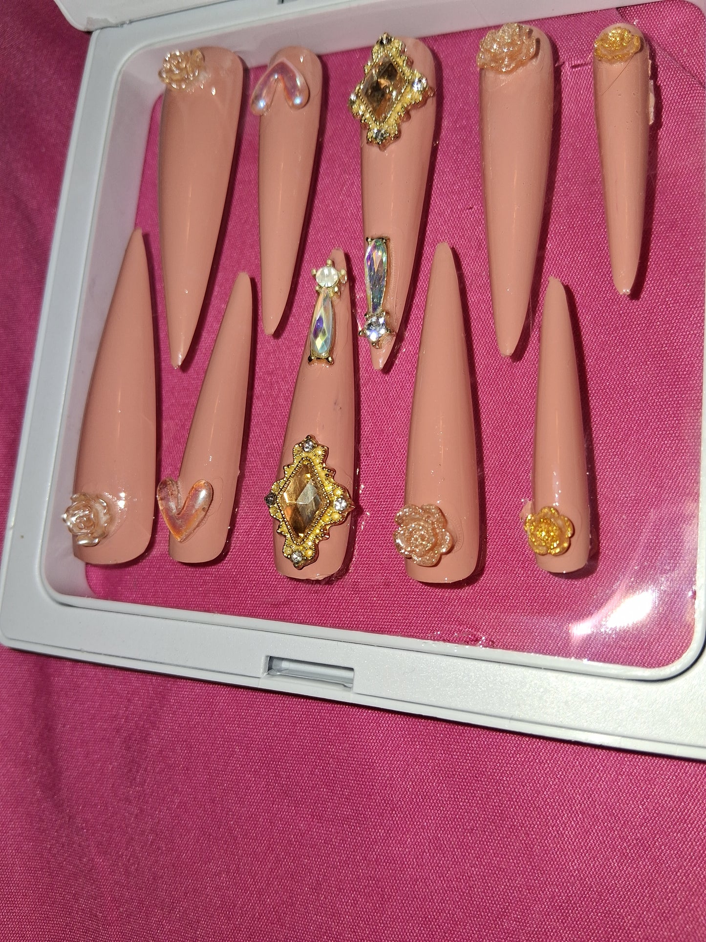 COCOMONEY NAILS CUSTOM 1 OF 1 GLUE ON PRESS ON COMES WITH FREE GIFTS #12