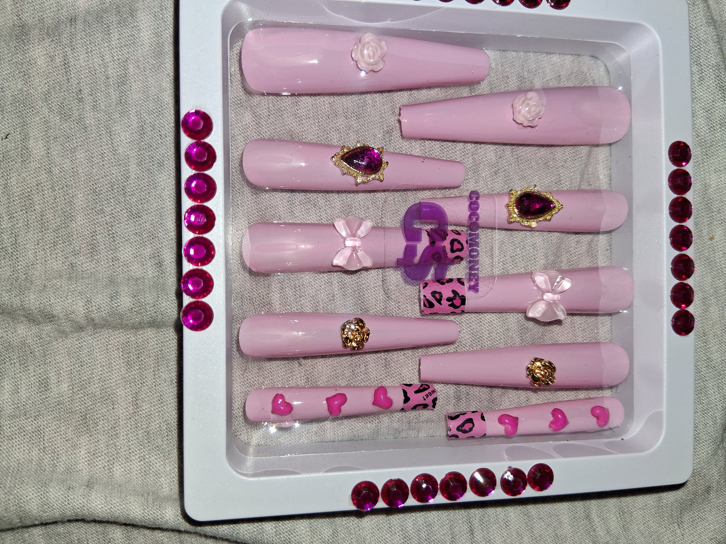 COCOMONEY NAILS CUSTOM 1 OF 1 GLUE ON PRESS ON COMES WITH FREE GIFTS #p62