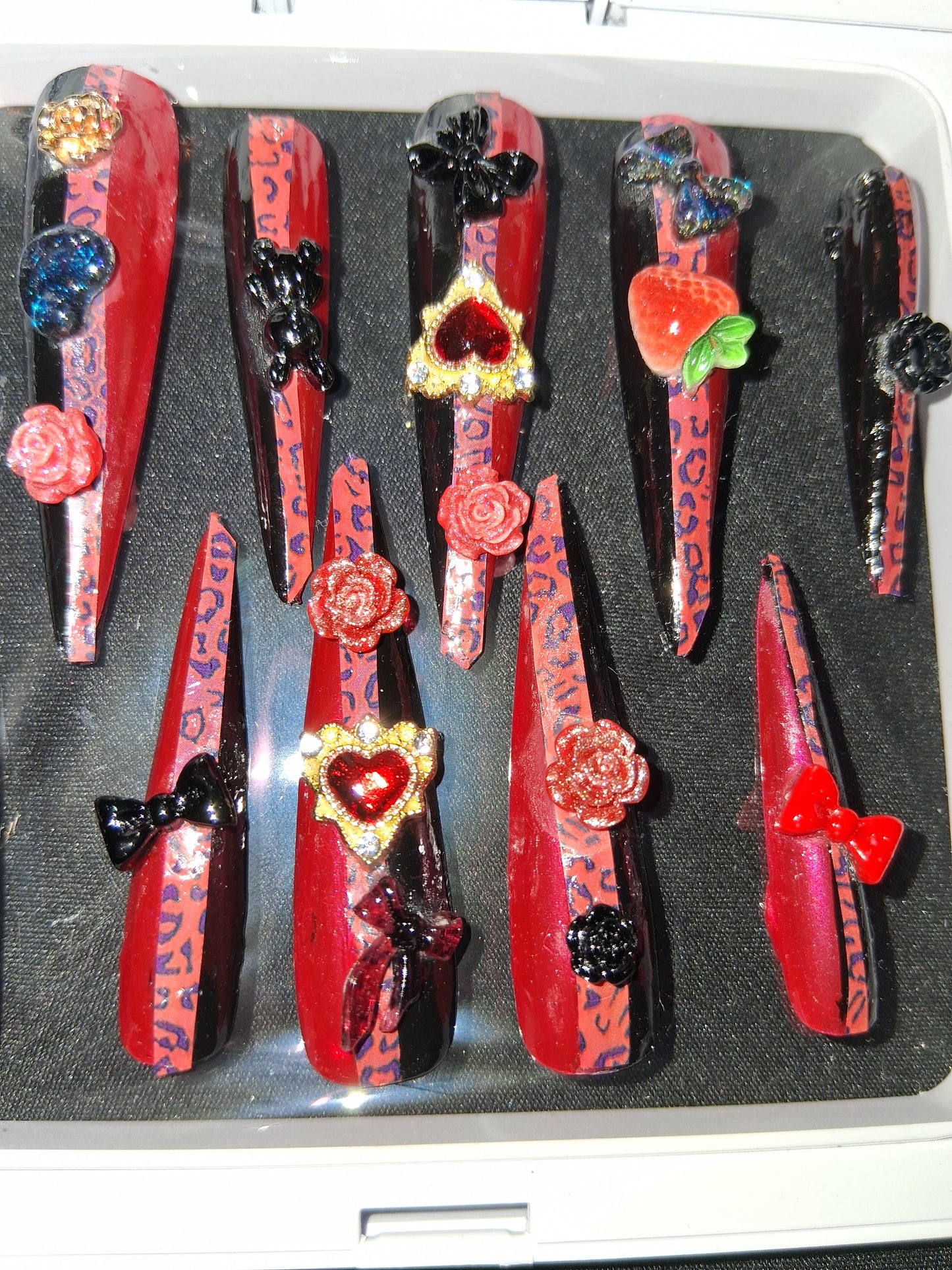 COCOMONEY NAILS CUSTOM 1 OF 1 GLUE ON PRESS ON COMES WITH FREE GIFTS #p39