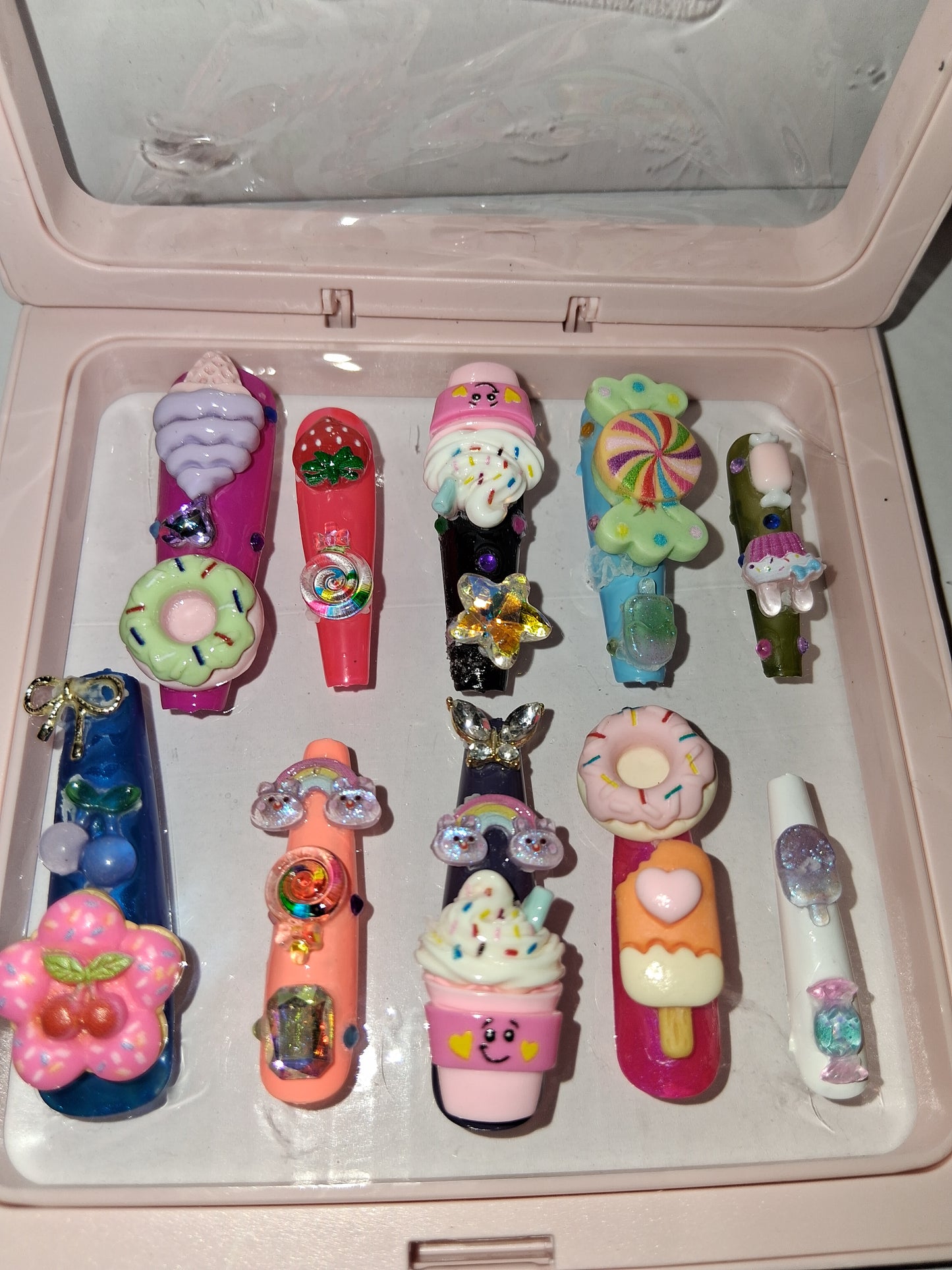 COCOMONEY NAILS CUSTOM 1 OF 1 GLUE ON PRESS ON COMES WITH FREE GIFTS #o95