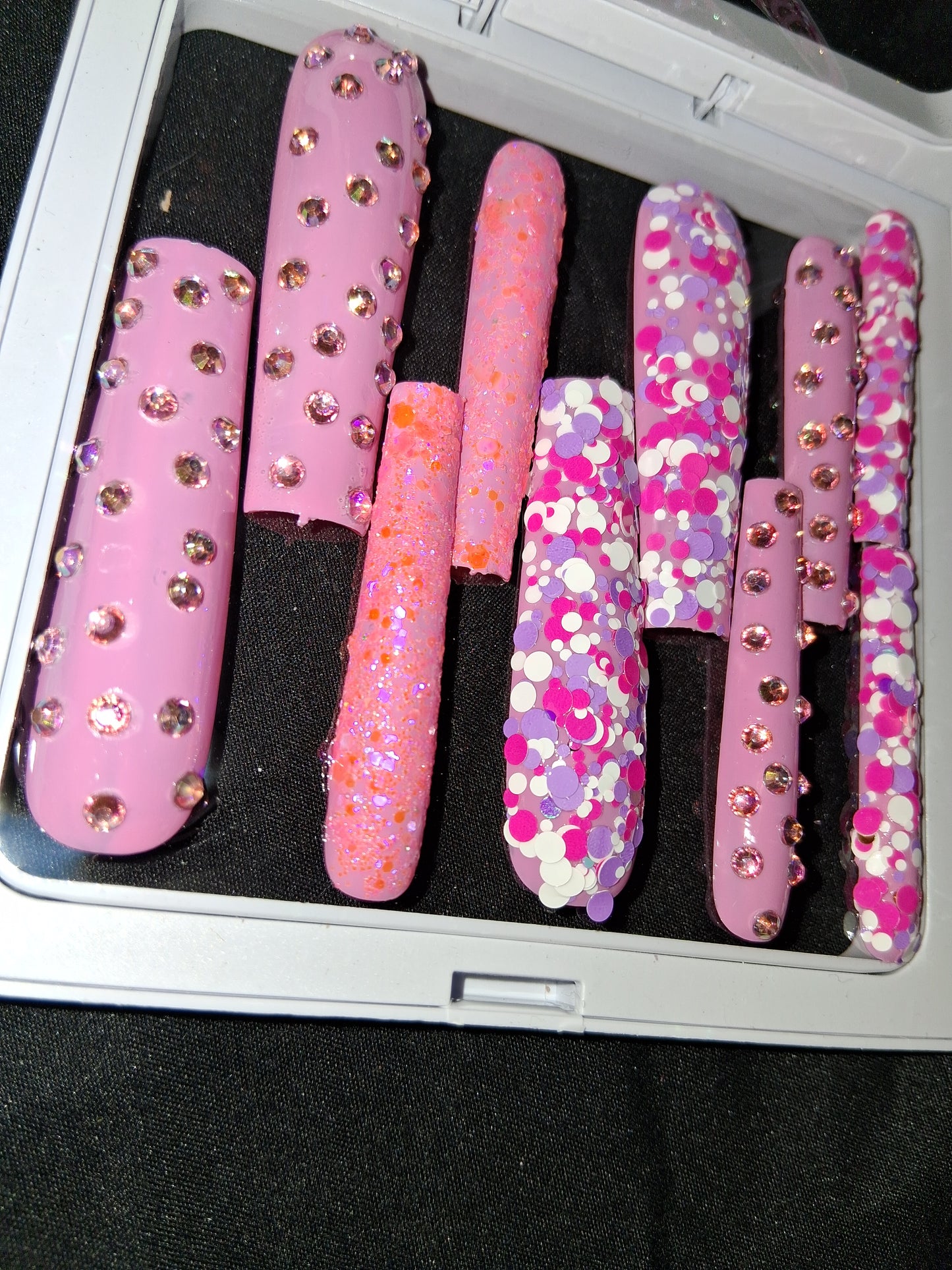 COCOMONEY NAILS CUSTOM 1 OF 1 GLUE ON PRESS ON COMES WITH FREE GIFTS #p68