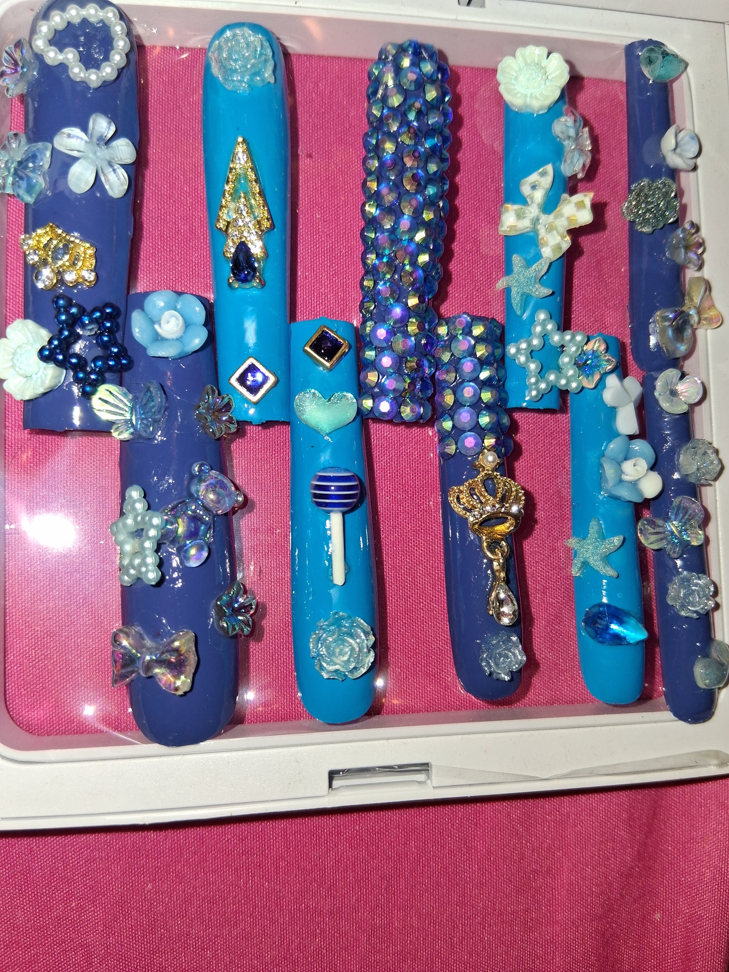 COCOMONEY NAILS CUSTOM 1 OF 1 GLUE ON PRESS ON COMES WITH FREE GIFTS #o4
