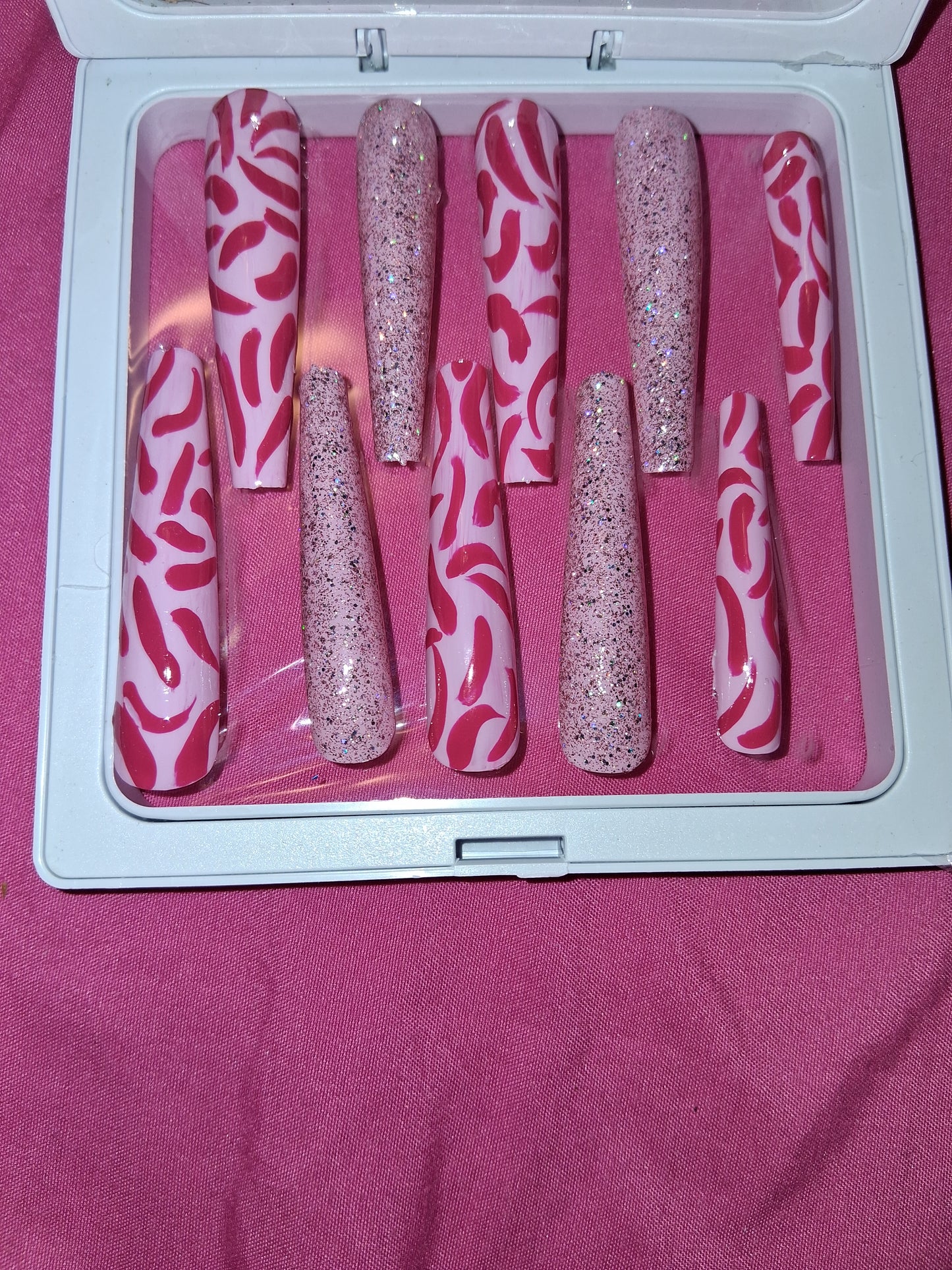 COCOMONEY NAILS CUSTOM 1 OF 1 GLUE ON PRESS ON COMES WITH FREE GIFTS #o97