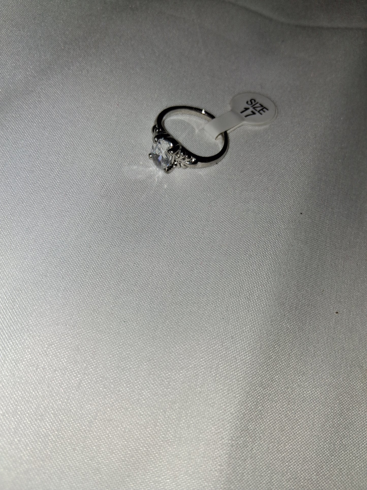 Silver plated Silver ring size 7