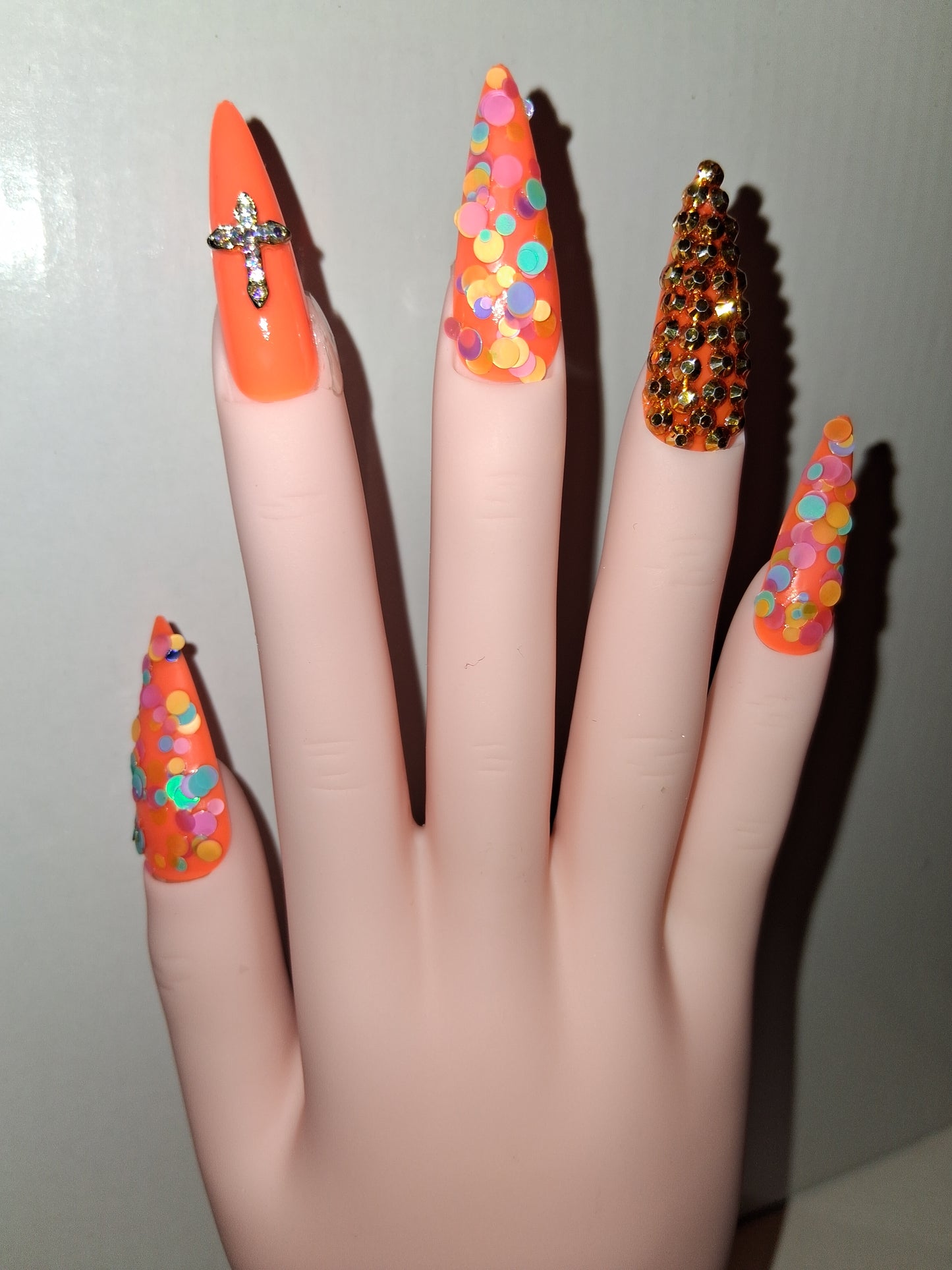 COCOMONEY NAILS CUSTOM 1 OF 1 GLUE ON PRESS ON COMES WITH FREE GIFTS #o62