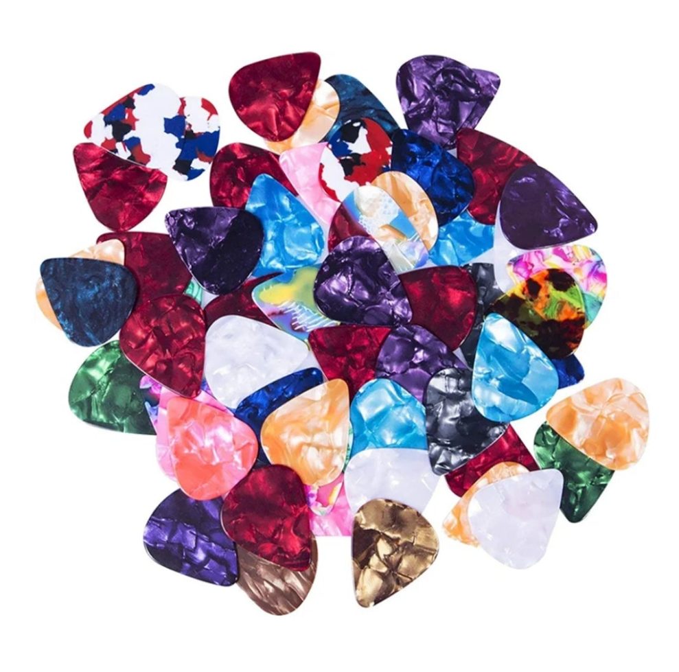 Guitar picks 3 pack random colors