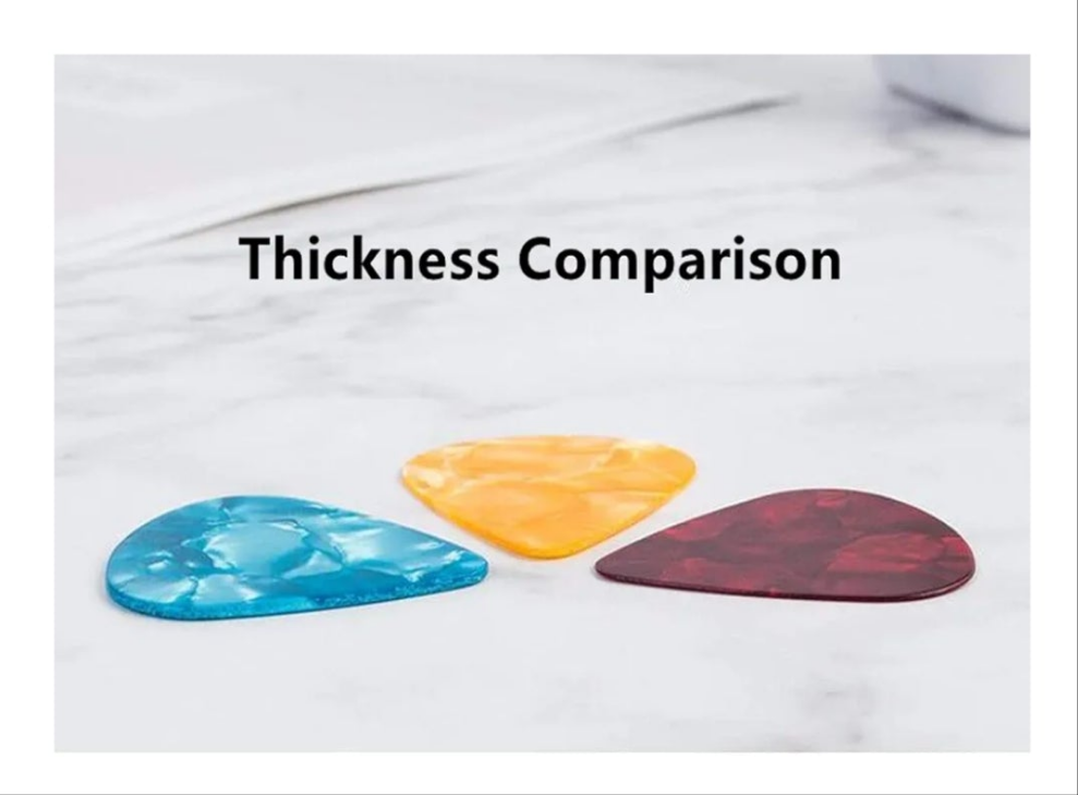 Guitar picks 3 pack random colors