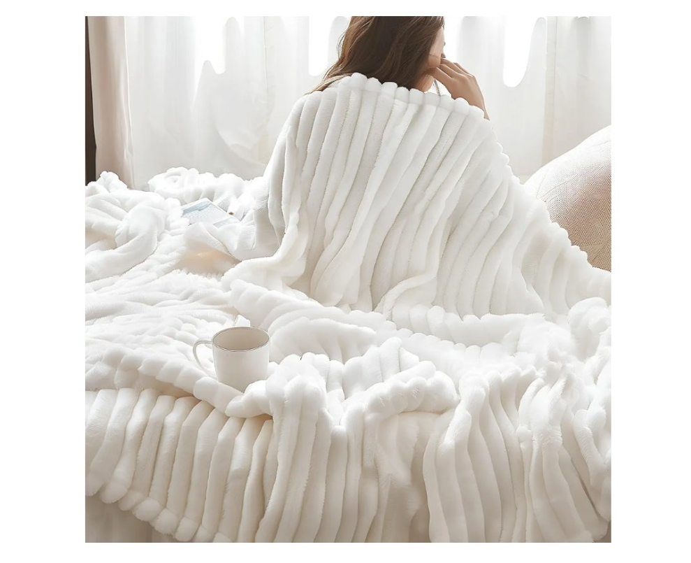 Throw Blanket for Couch - GentleSoft Cozy Soft Blankets for Women, Cute Small Fleece Throws for Girls