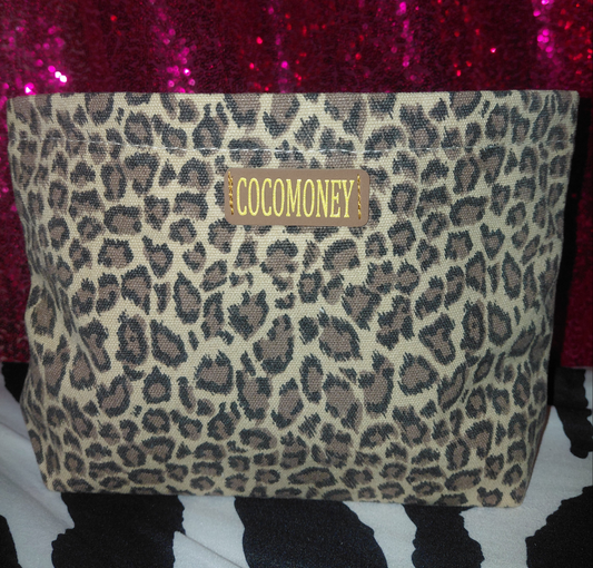 COCOMONEY MAKEUP OR ACCESSORY LEOPARD BAG 10.5L×7H×3W INCHES 
