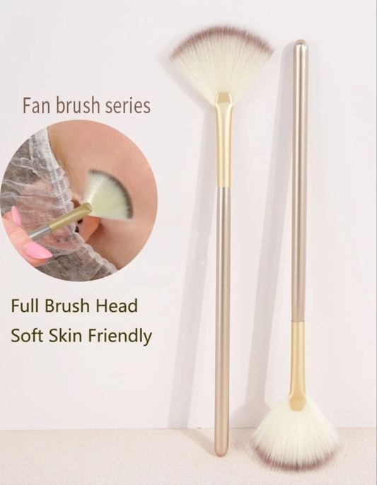 2pcs Fan-shaped Highlighter Brush And Setting Powder Brush Set For Contouring And Makeup polyester